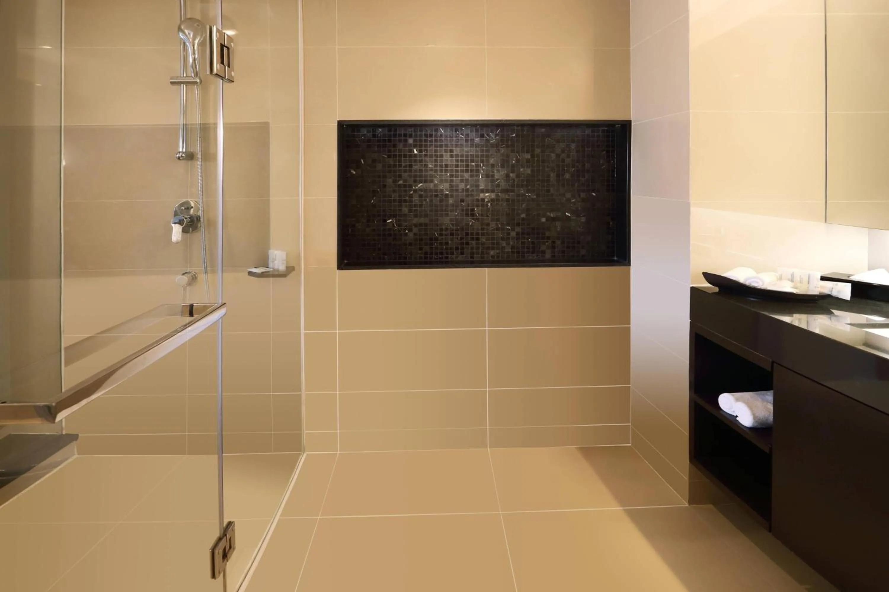 Bathroom in Le Meridien Phuket Beach Resort