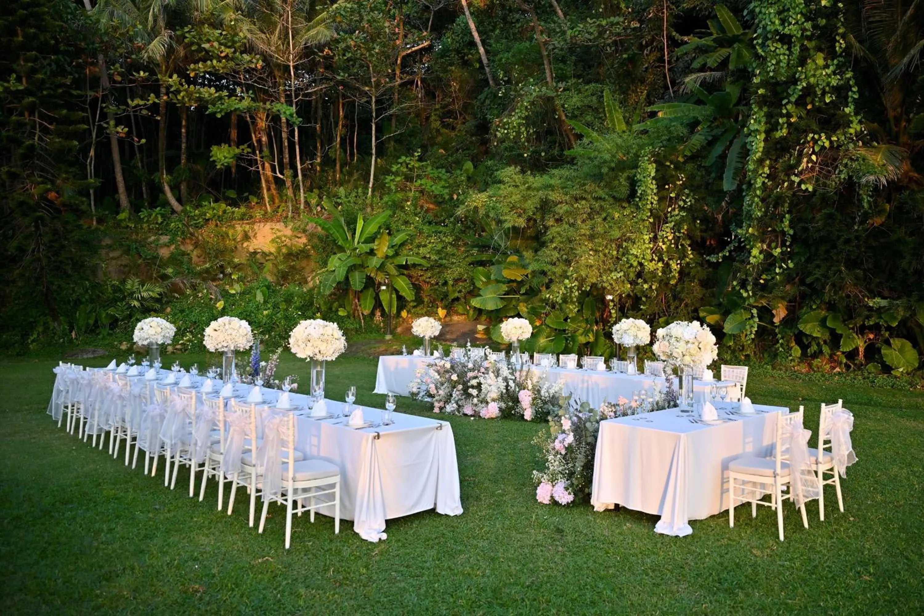 Banquet/Function facilities in Le Meridien Phuket Beach Resort