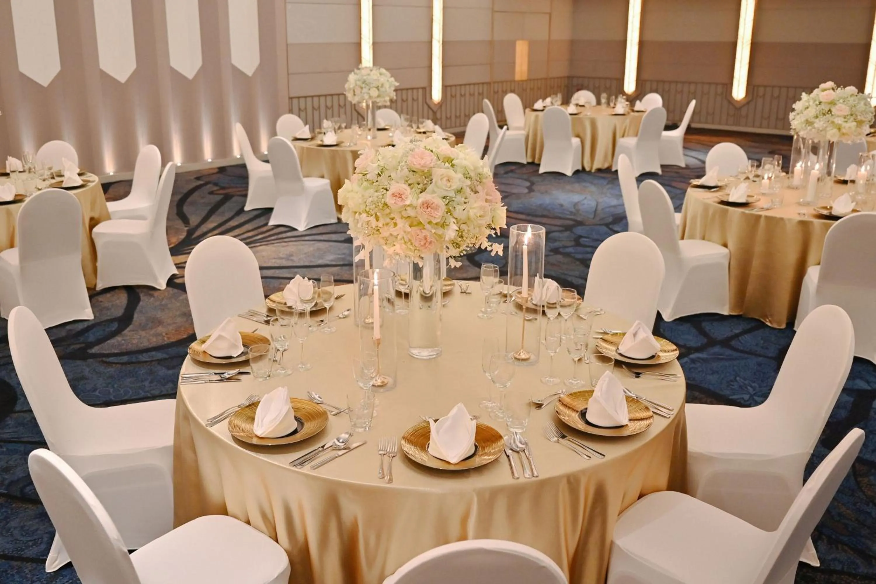 Banquet/Function facilities in Le Meridien Phuket Beach Resort