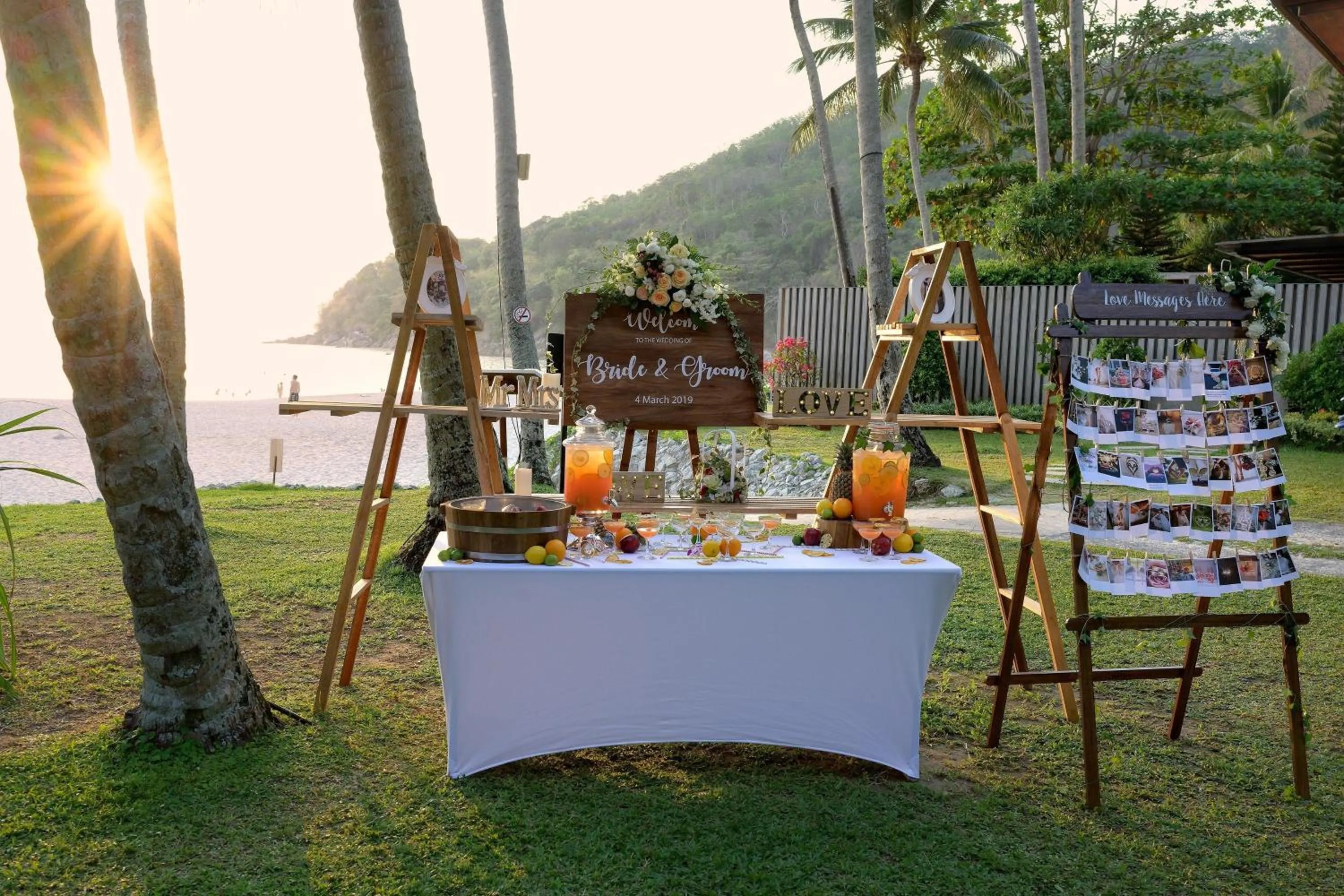 Beach in Le Meridien Phuket Beach Resort