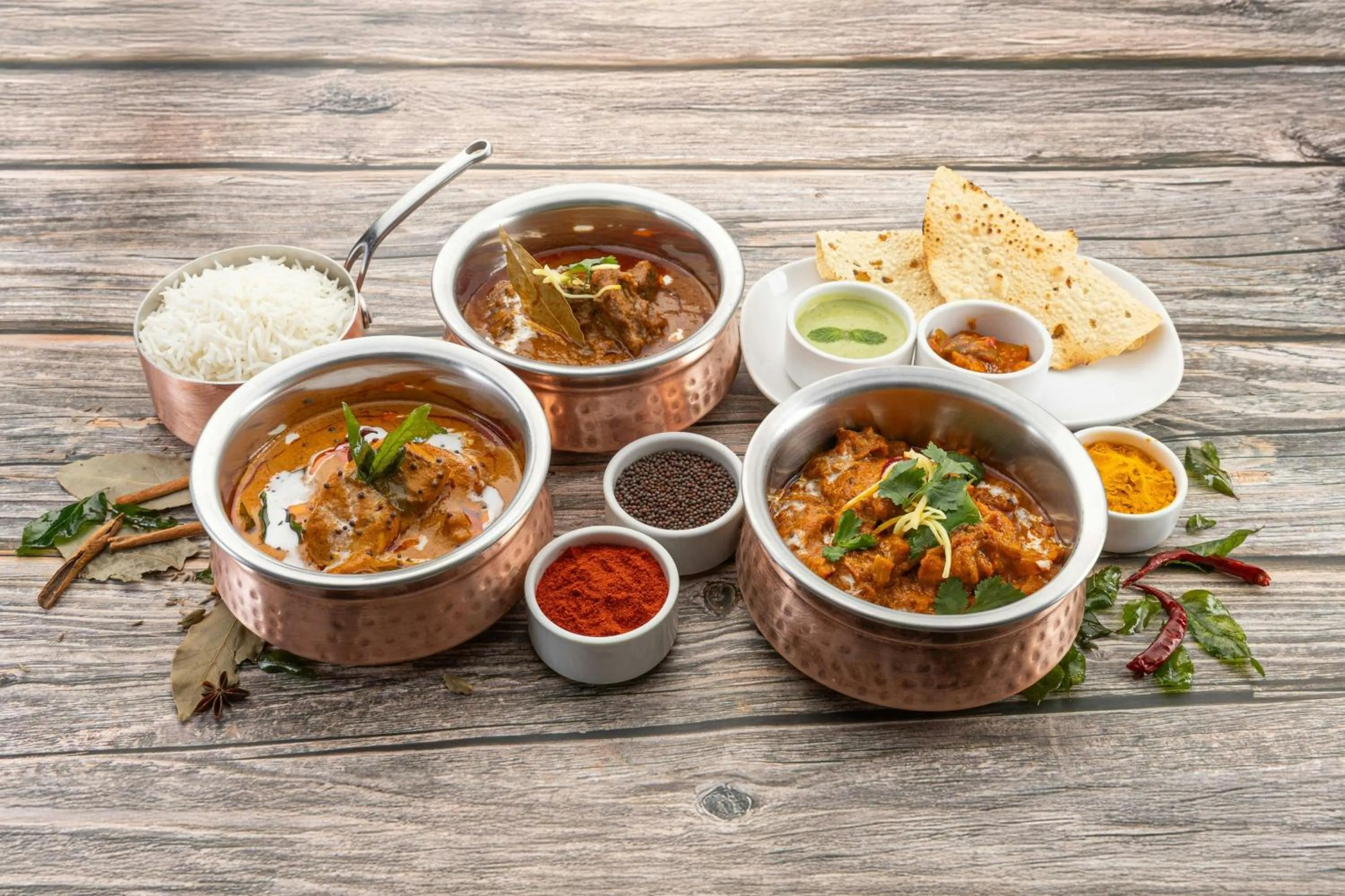 Restaurant/places to eat in Le Meridien Phuket Beach Resort