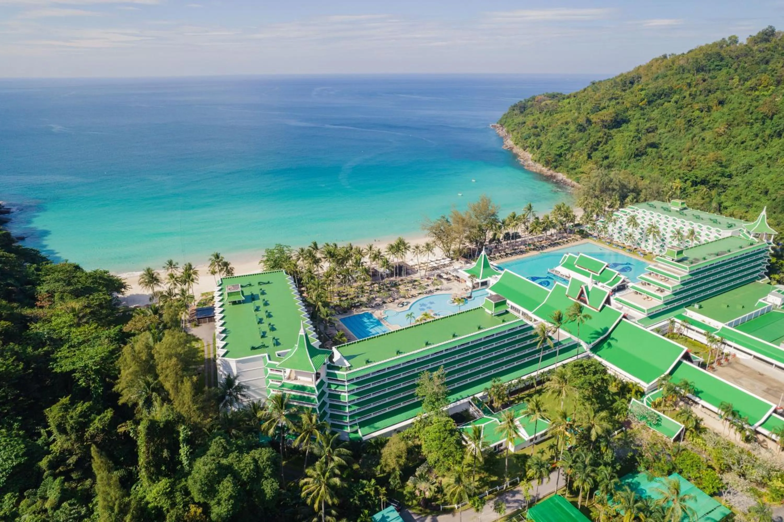 Property building in Le Meridien Phuket Beach Resort