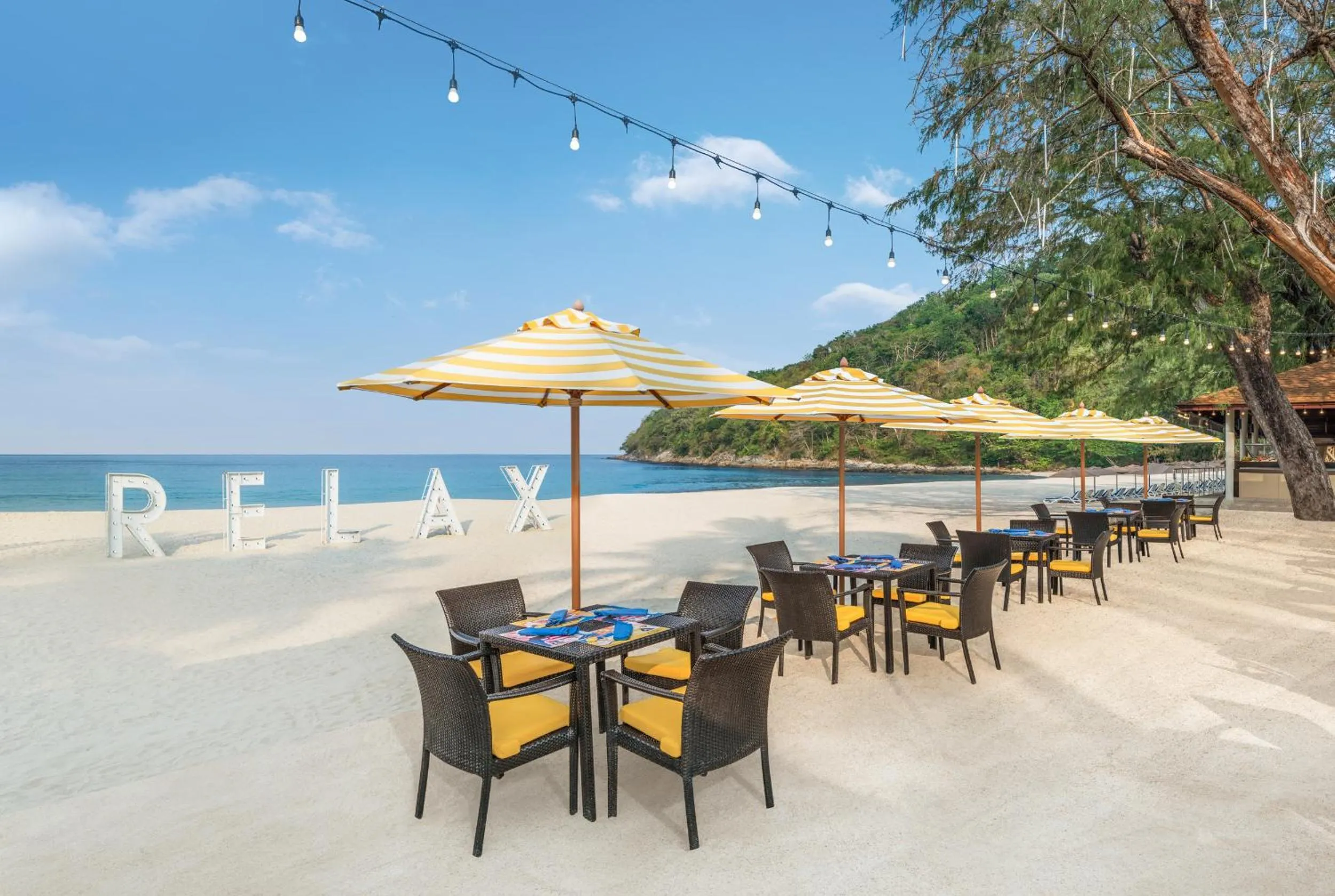 Day in Le Meridien Phuket Beach Resort