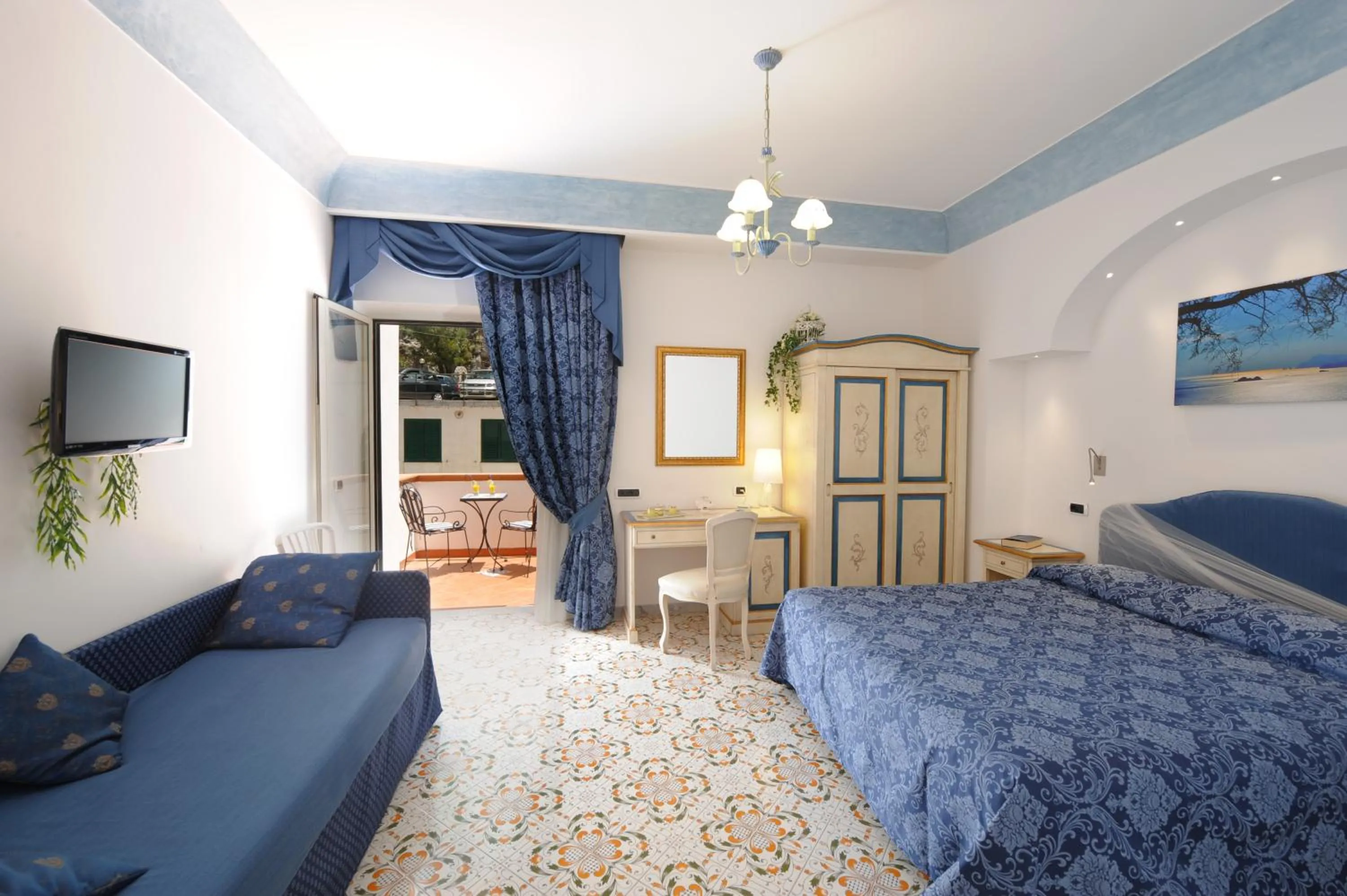 Photo of the whole room, Bed in Hotel La Conchiglia