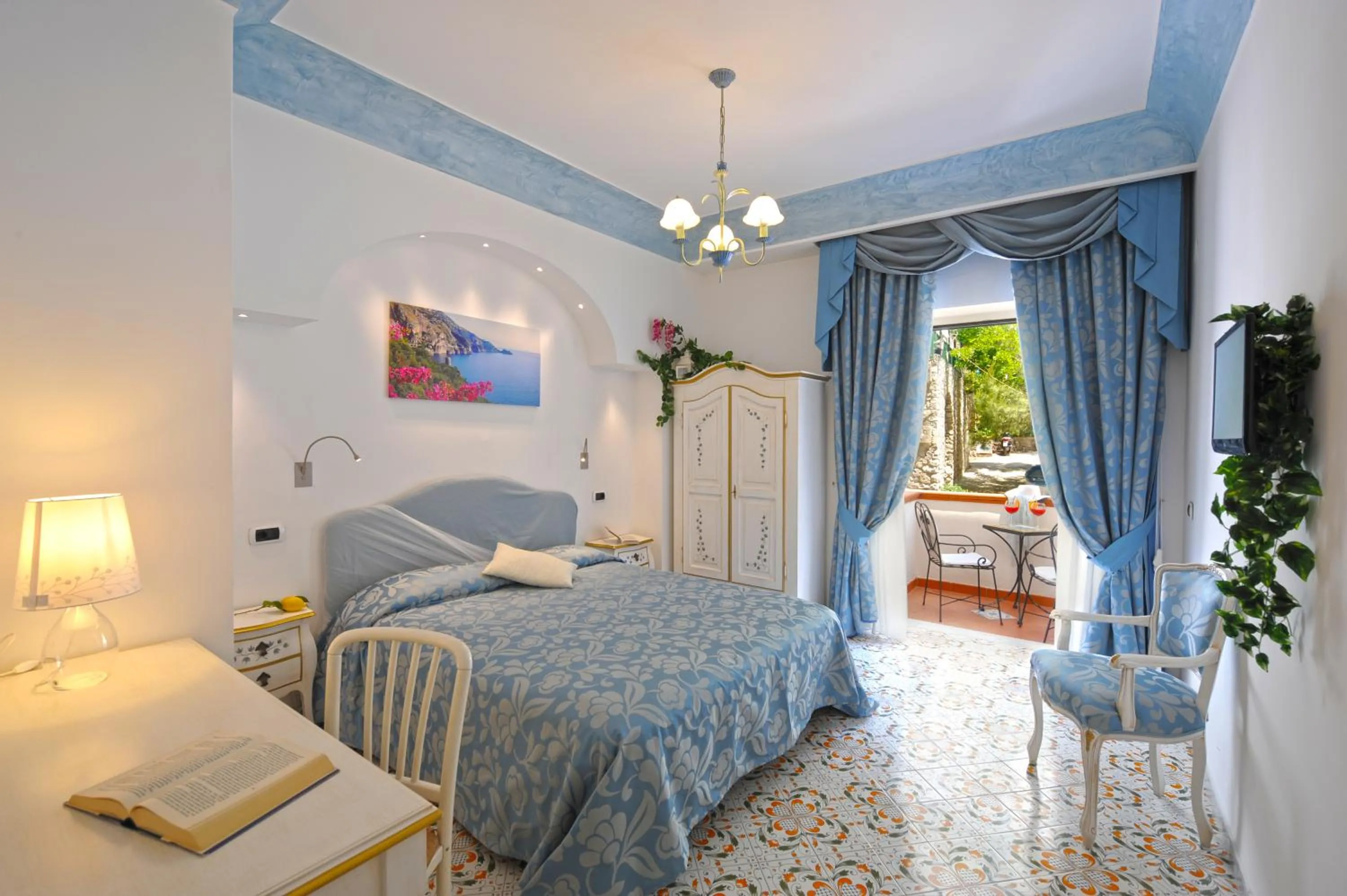 Photo of the whole room, Bed in Hotel La Conchiglia