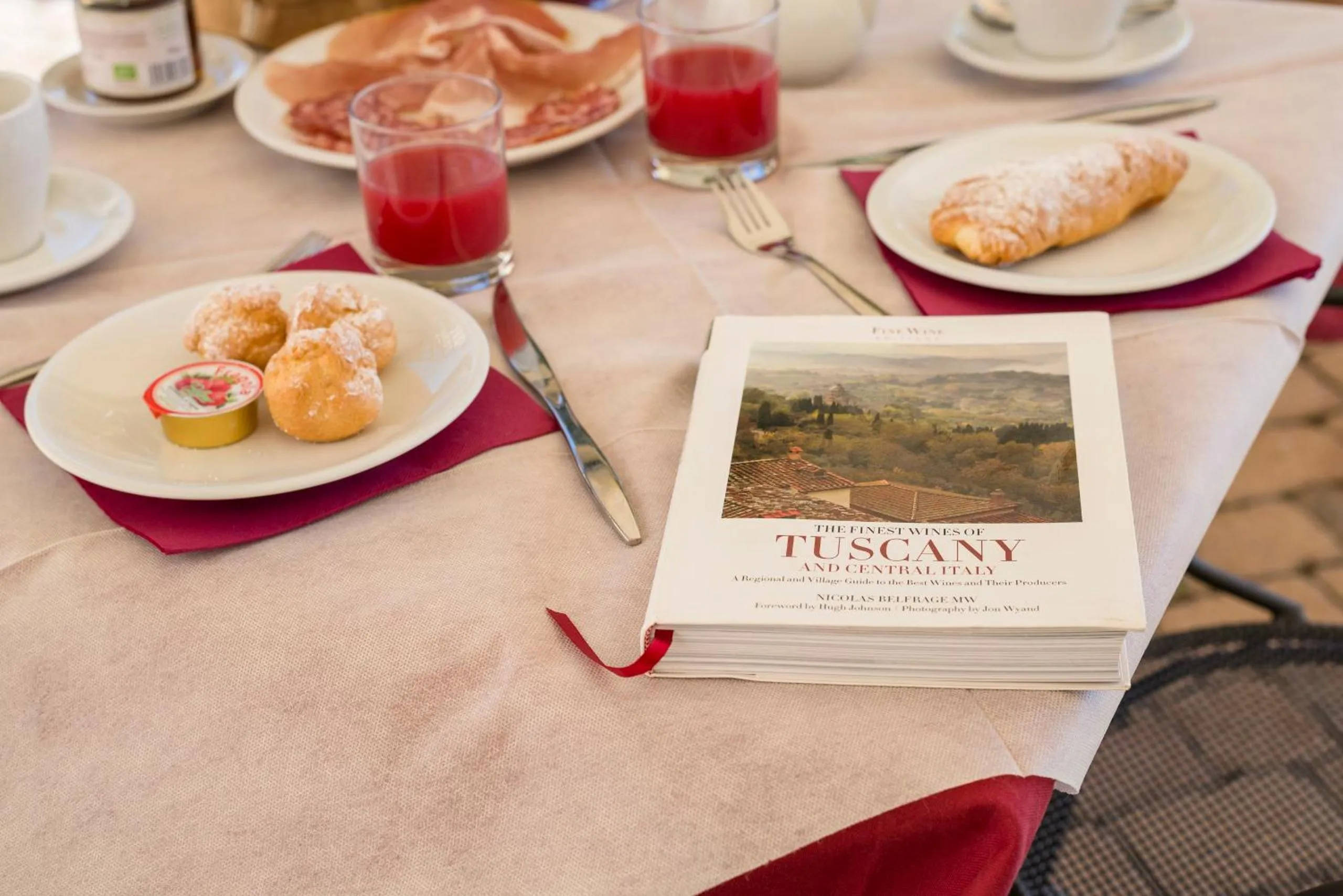 Garden in Bed & Breakfast Suvereto