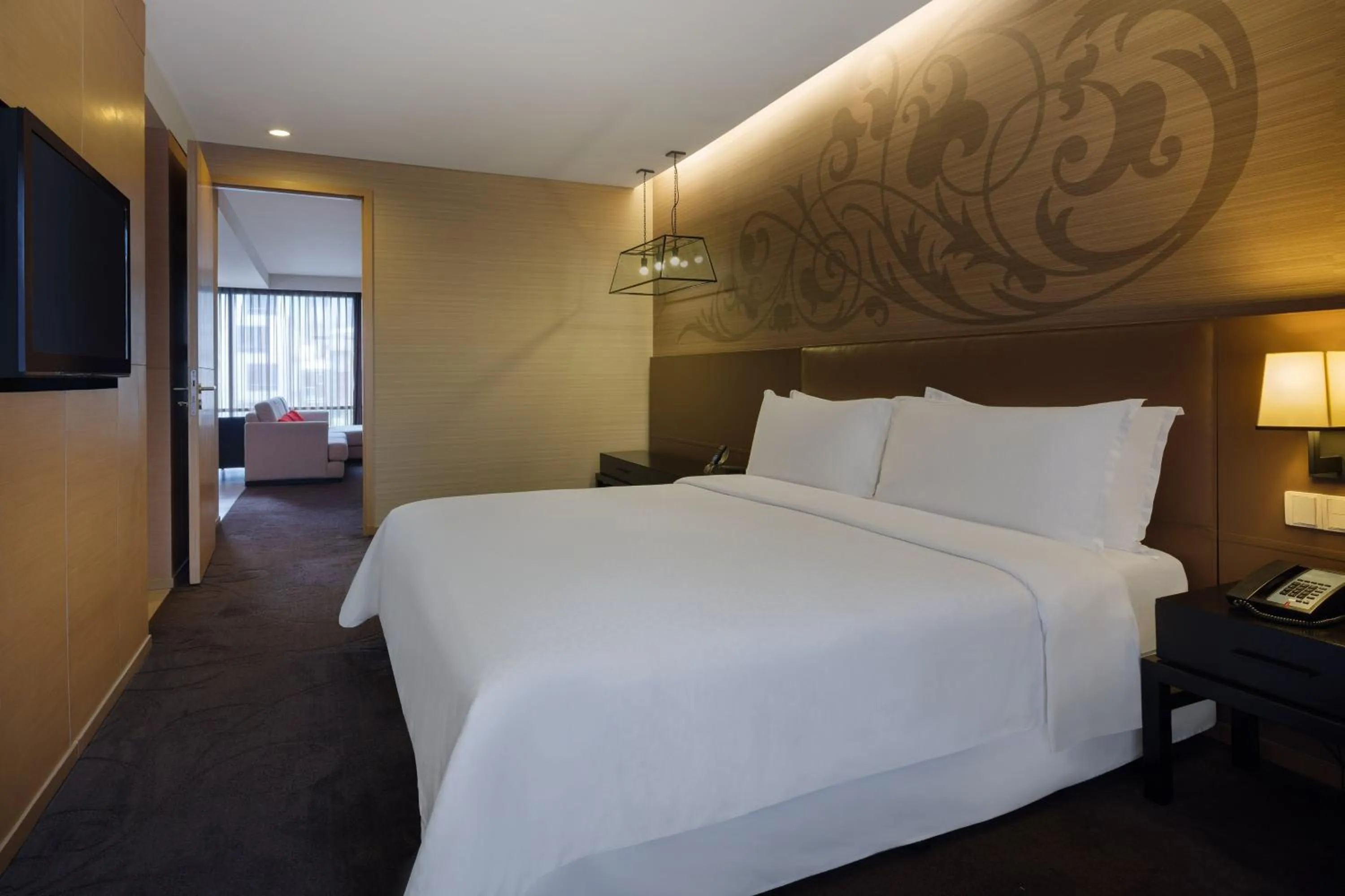 Photo of the whole room, Bed in Four Points by Sheraton Bangkok, Sukhumvit 15