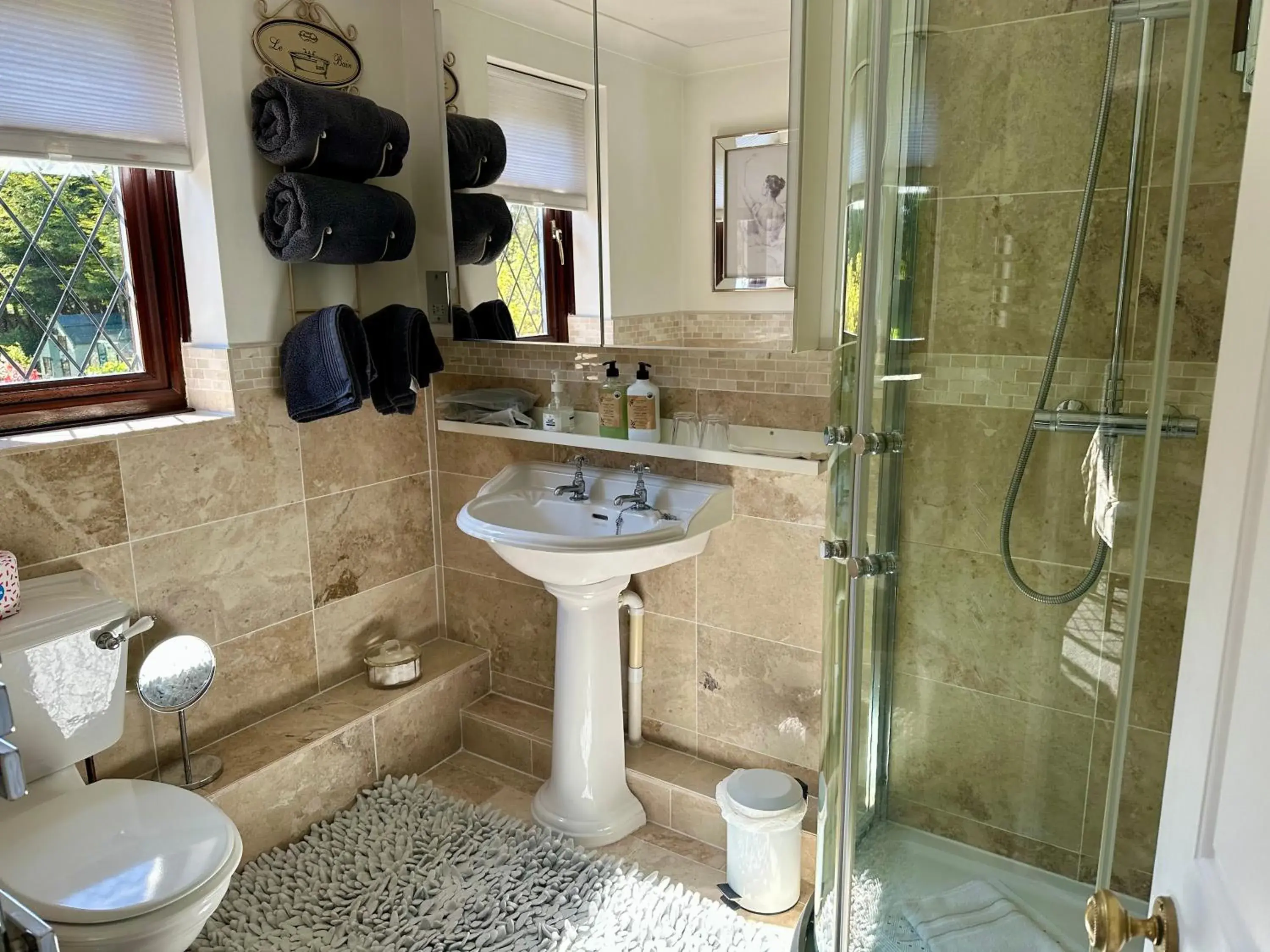 Twin Room in Beechwood B and B Twin Room in Beechwood B and B