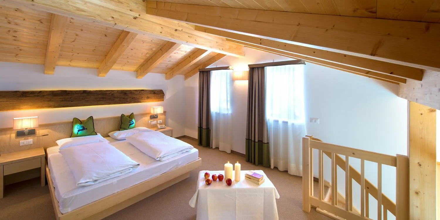 Bedroom, Bed in Hotel Regglbergerhof