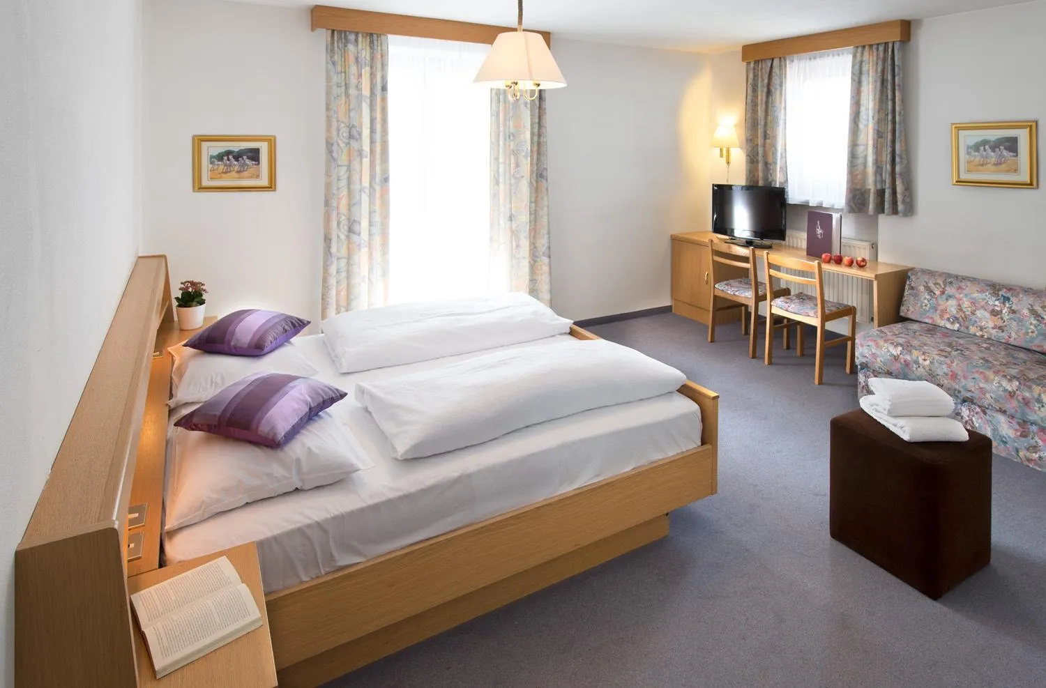 Photo of the whole room, Bed in Hotel Regglbergerhof