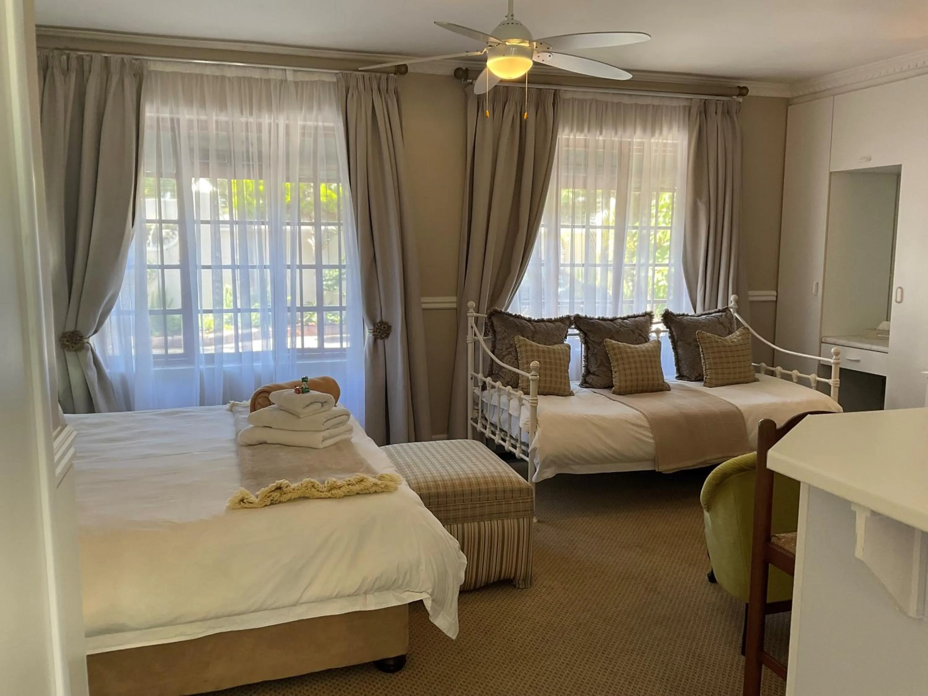 Bed in Brighton Lodge - #Solar Energy #No Loadshedding