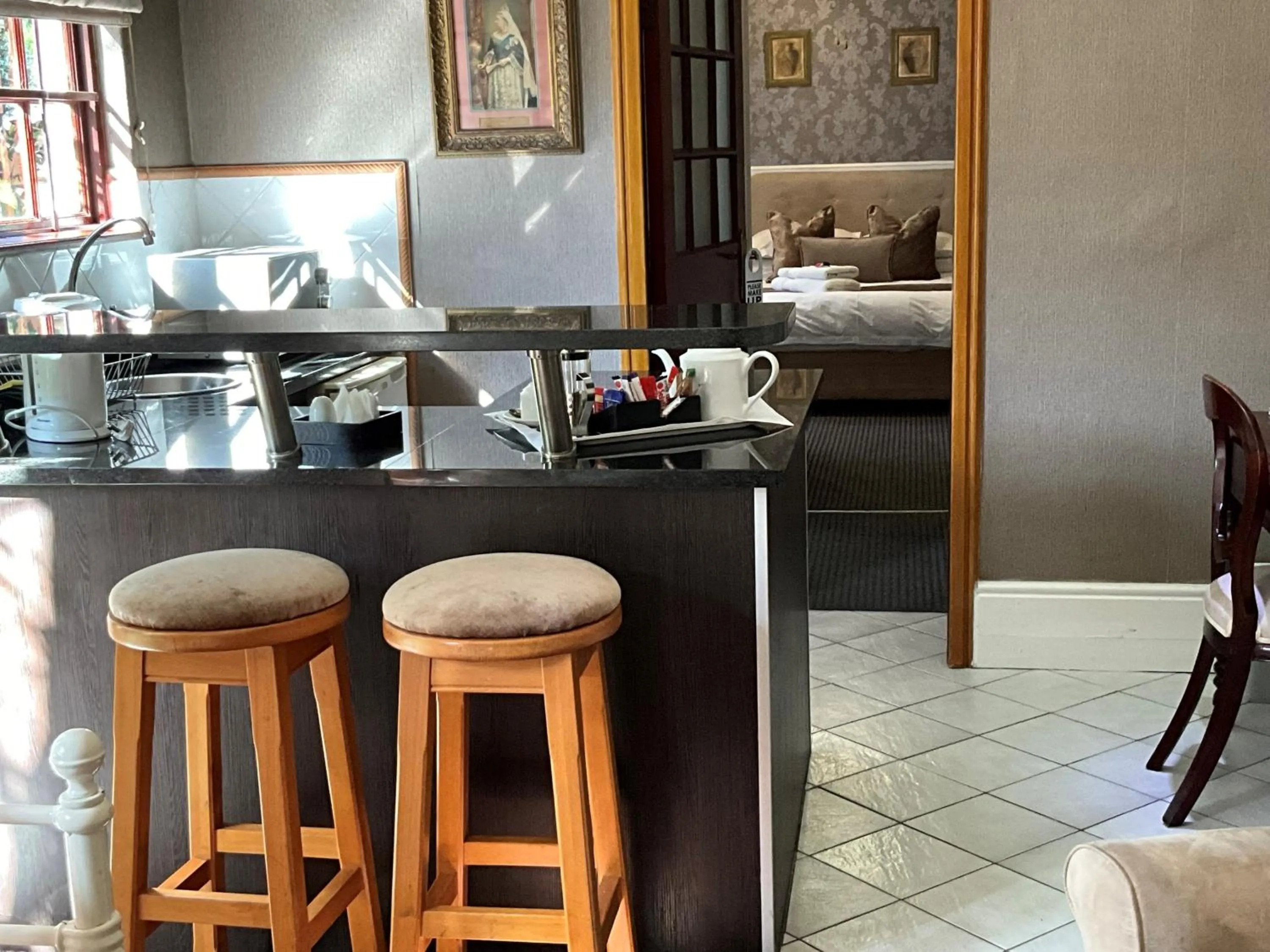 Kitchen or kitchenette in Brighton Lodge - #Solar Energy #No Loadshedding