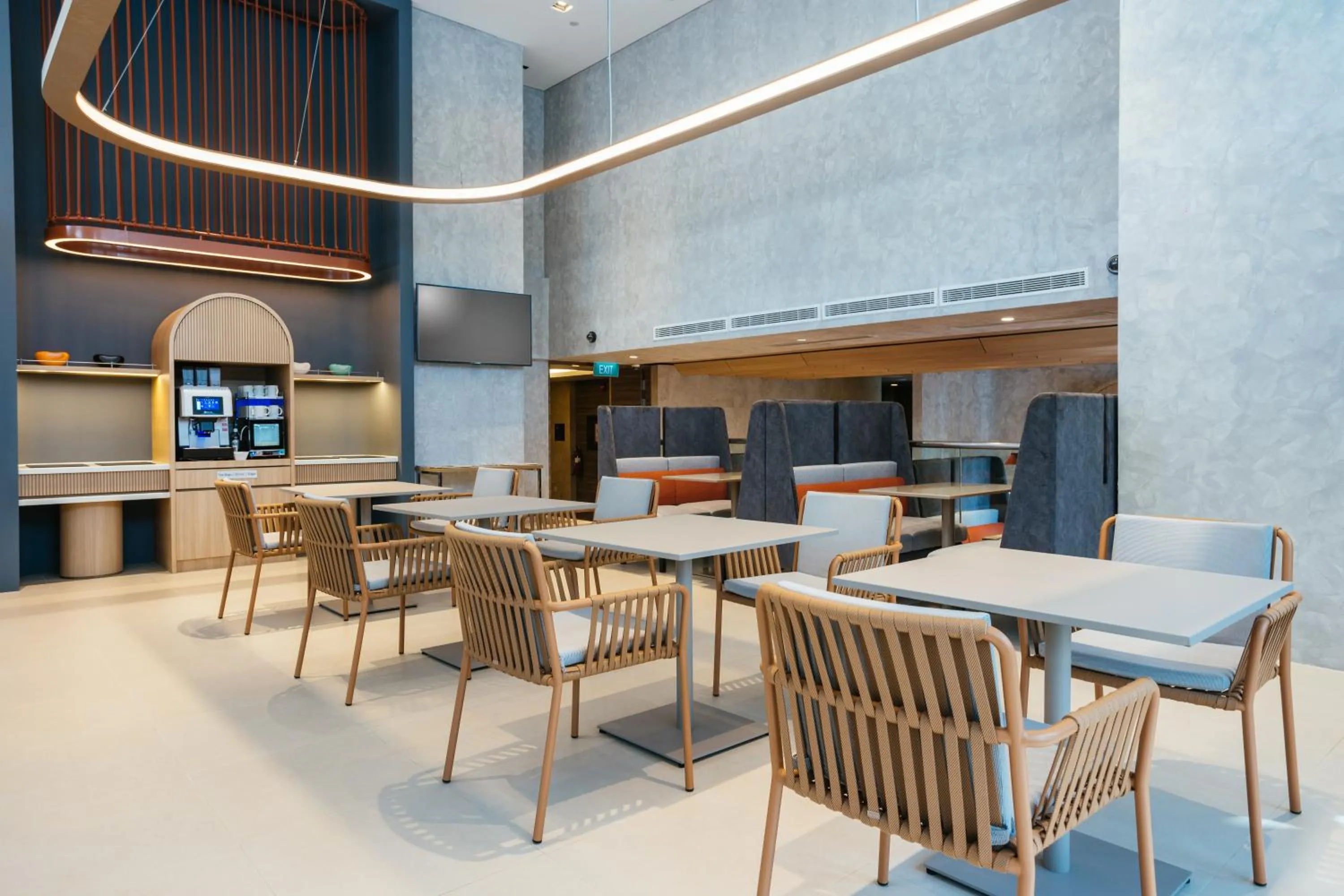 Breakfast in Novotel Living Singapore Orchard