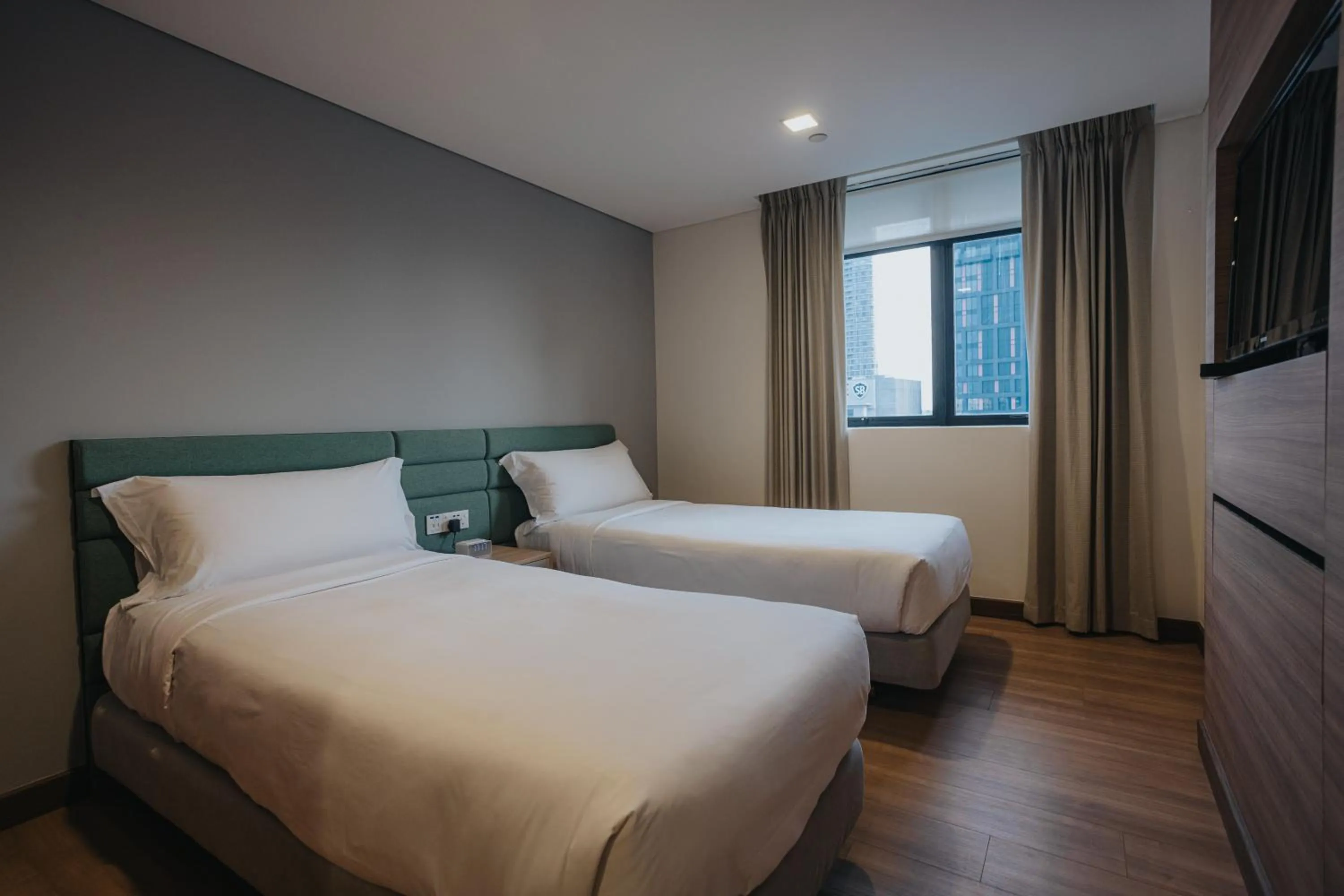 Bedroom, Bed in Novotel Living Singapore Orchard