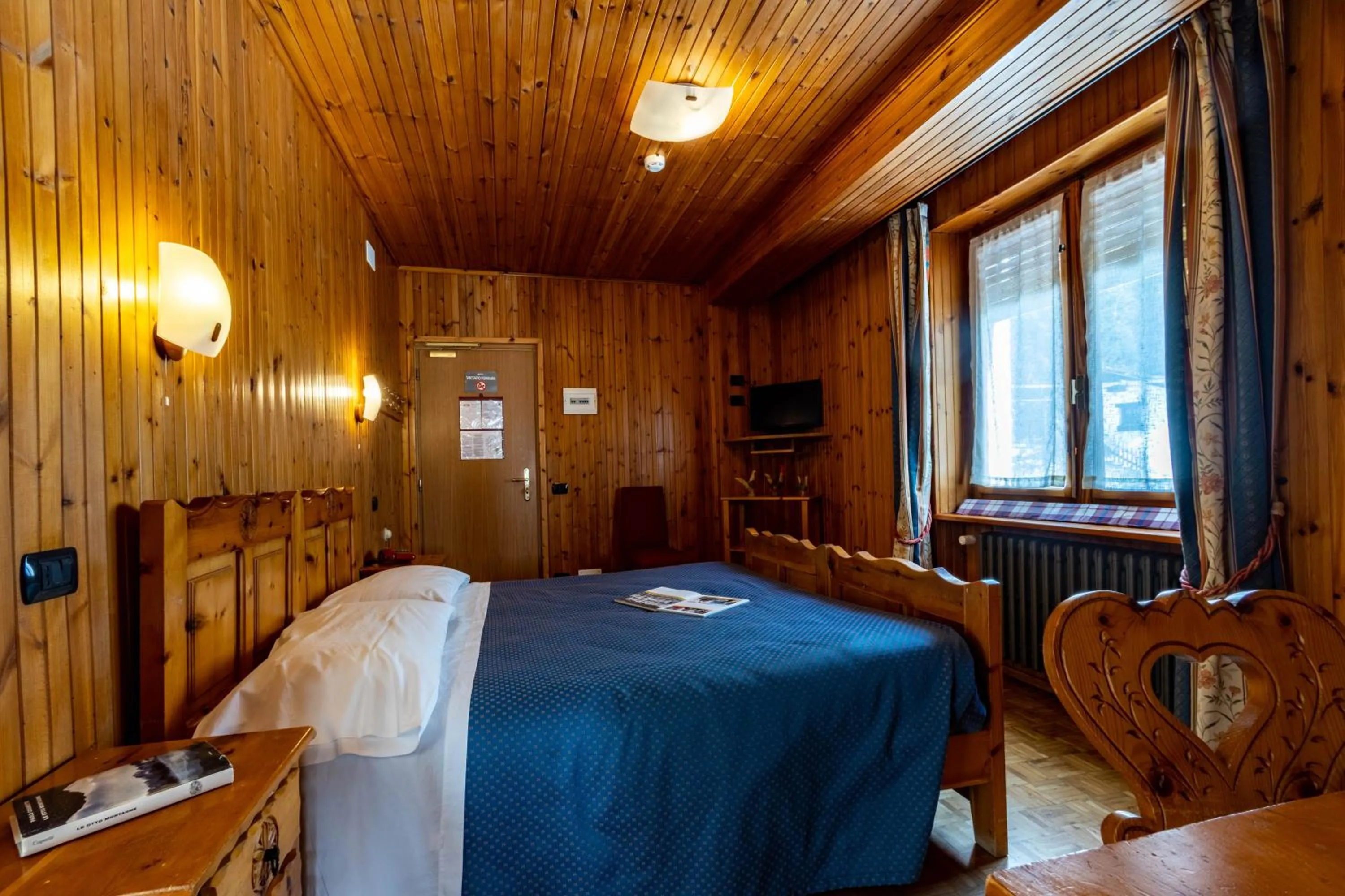 Bedroom, Bed in Hotel Le Campagnol