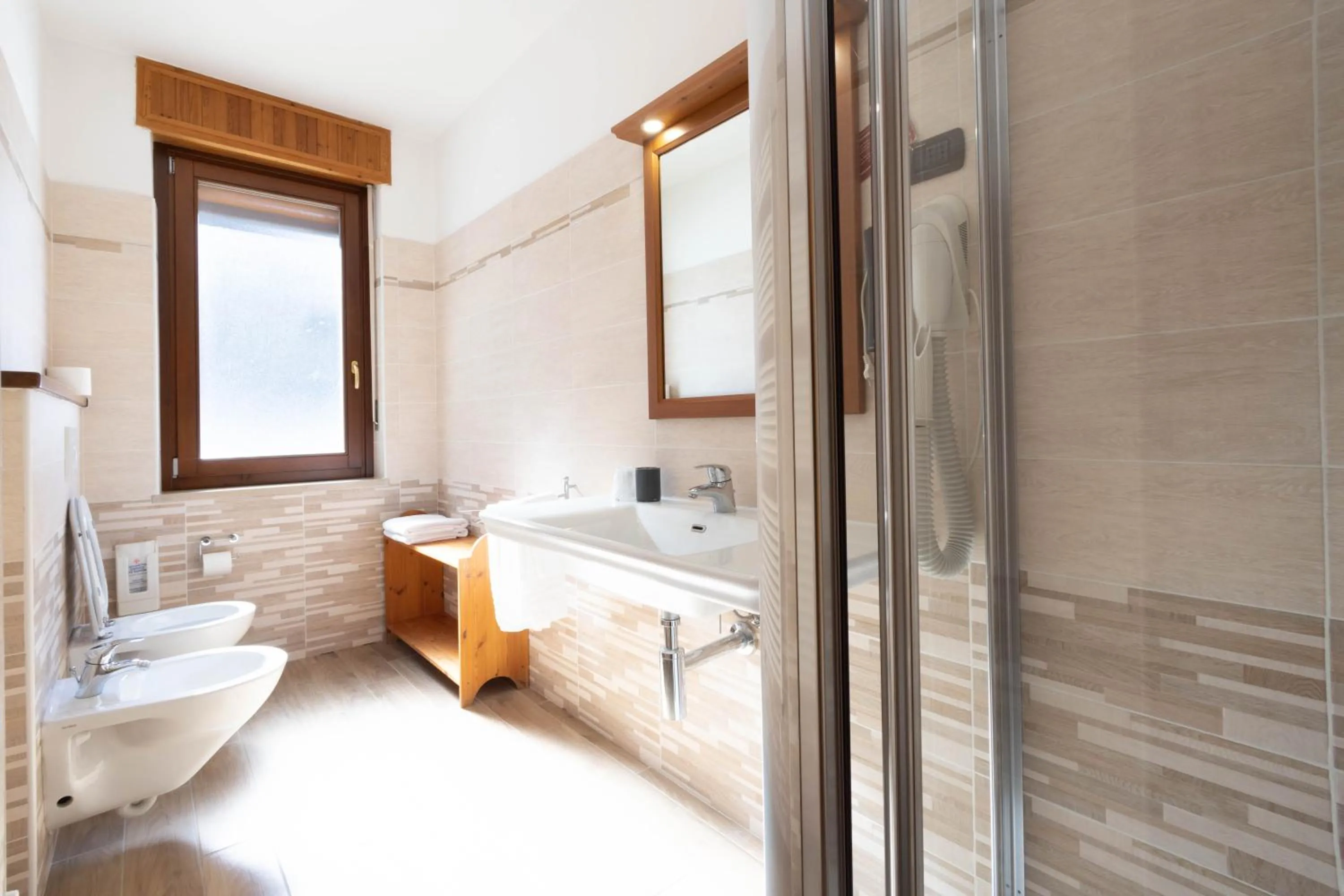 Shower in Hotel Le Campagnol