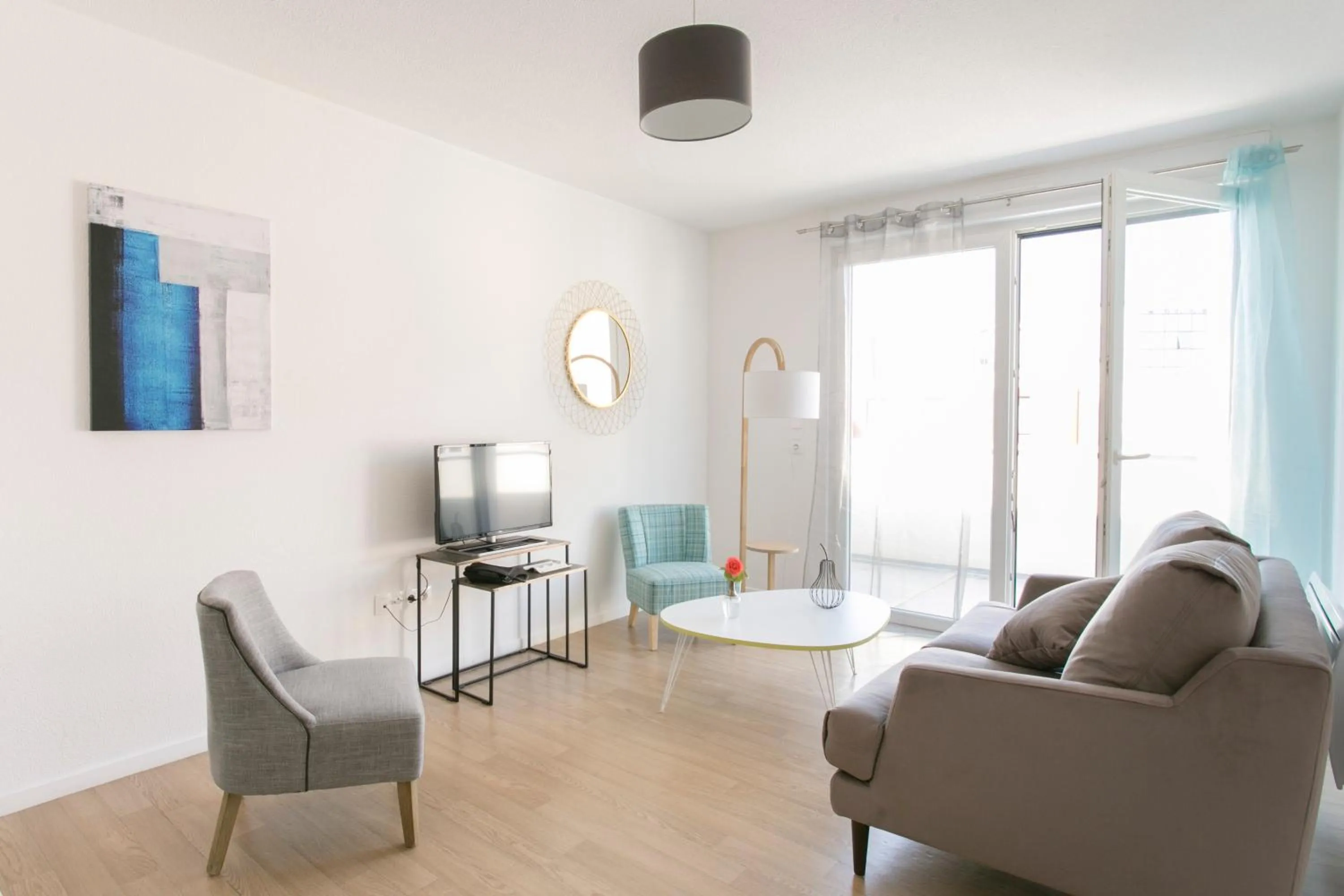 Living room in Zenao Appart'hôtels Mulhouse