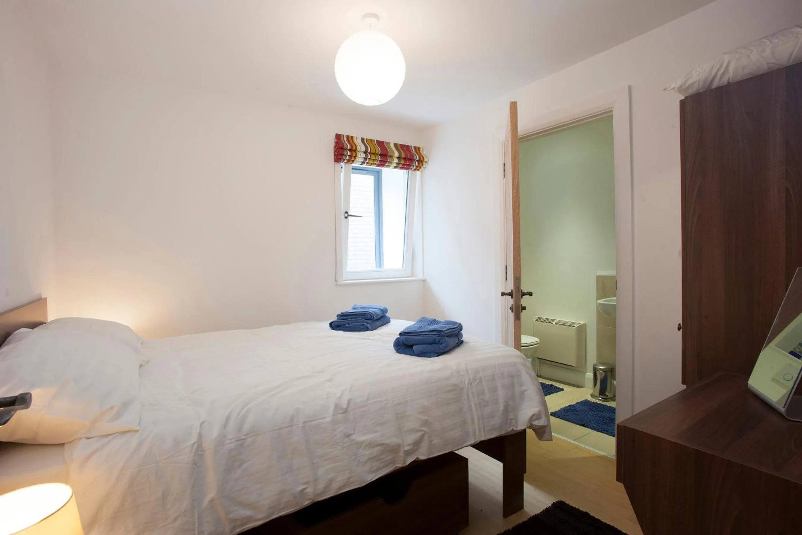 Toilet, Bed in The Pyjama Factory