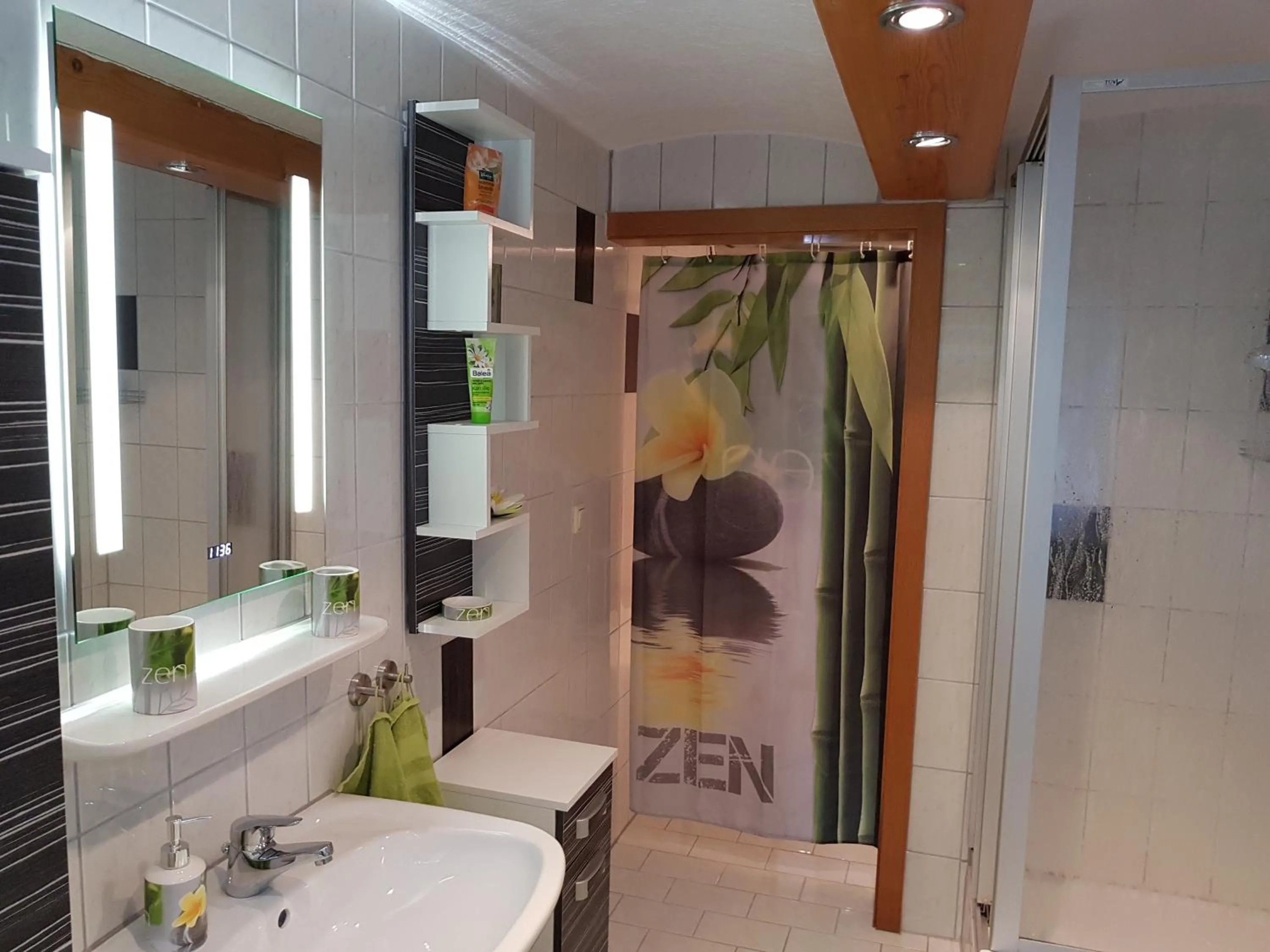 Bathroom in Ferienwohnung Dersch
