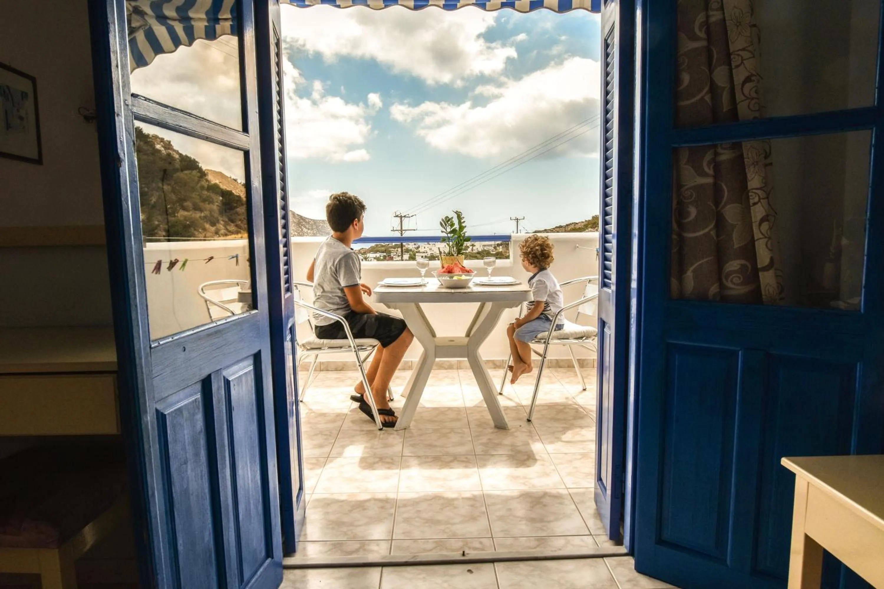 Vardes Hotel Studios