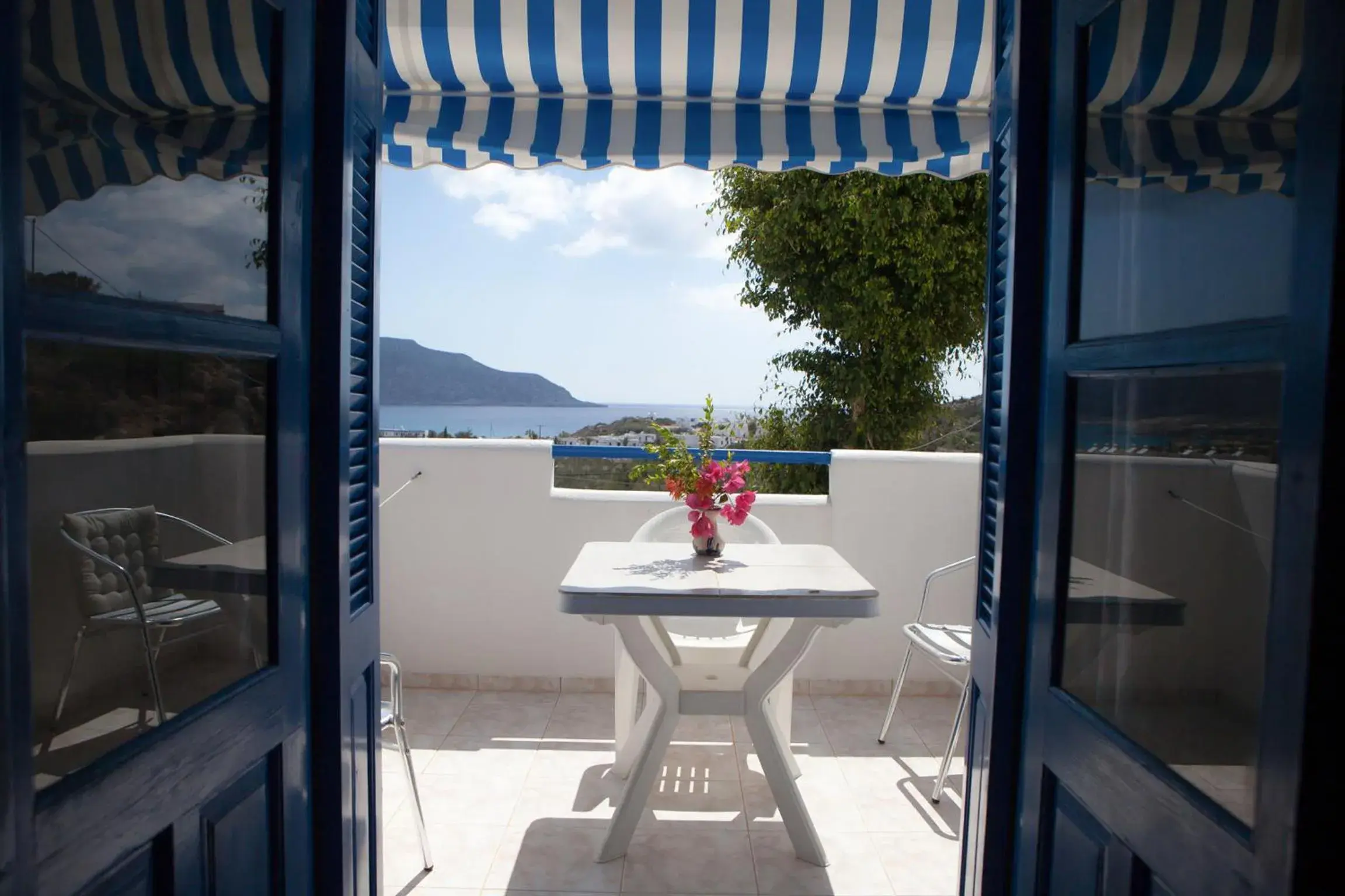 Studio with Sea View (3 Adults) in Vardes Hotel Studios Studio with Sea View (3 Adults) in Vardes Hotel Studios