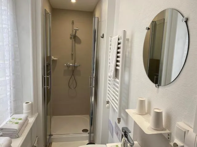 Property building in Hôtel La Villa Lorraine