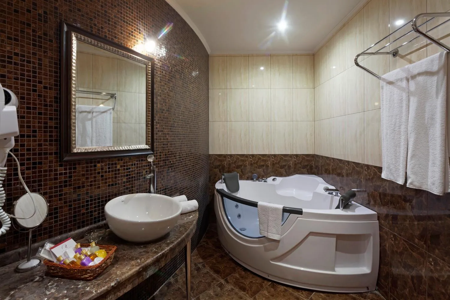 Bathroom in Kristel Hotel
