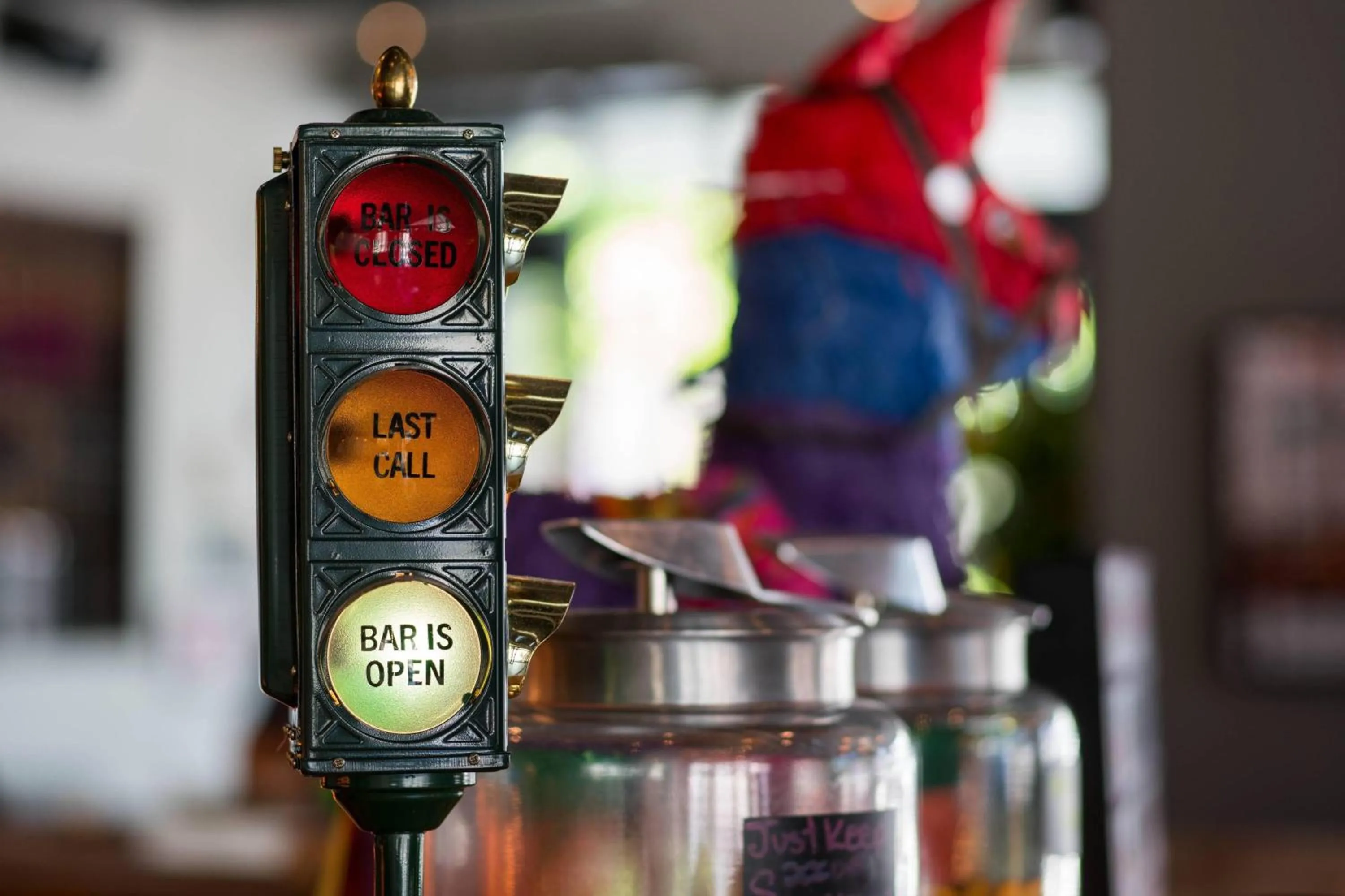 Lounge or bar in Moxy Chicago Downtown