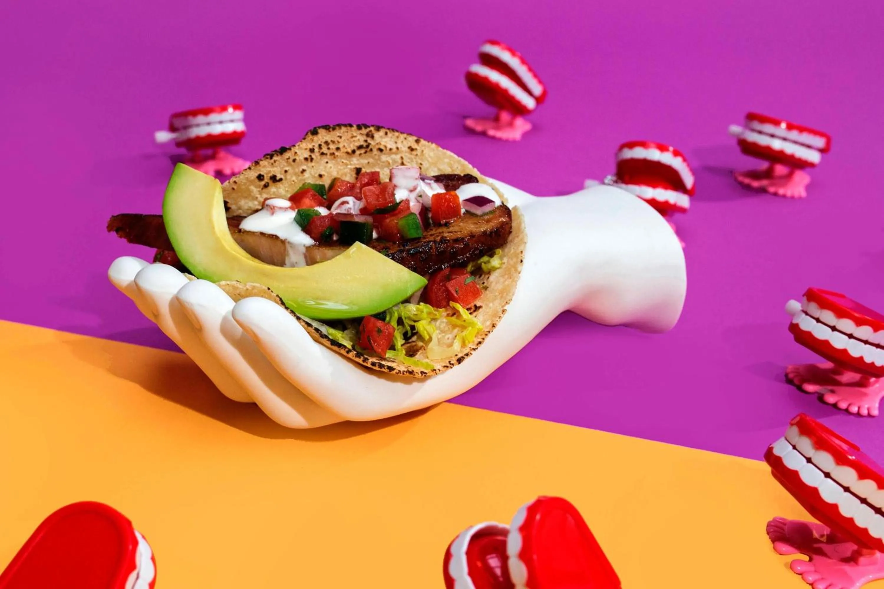 Restaurant/places to eat in Moxy Chicago Downtown