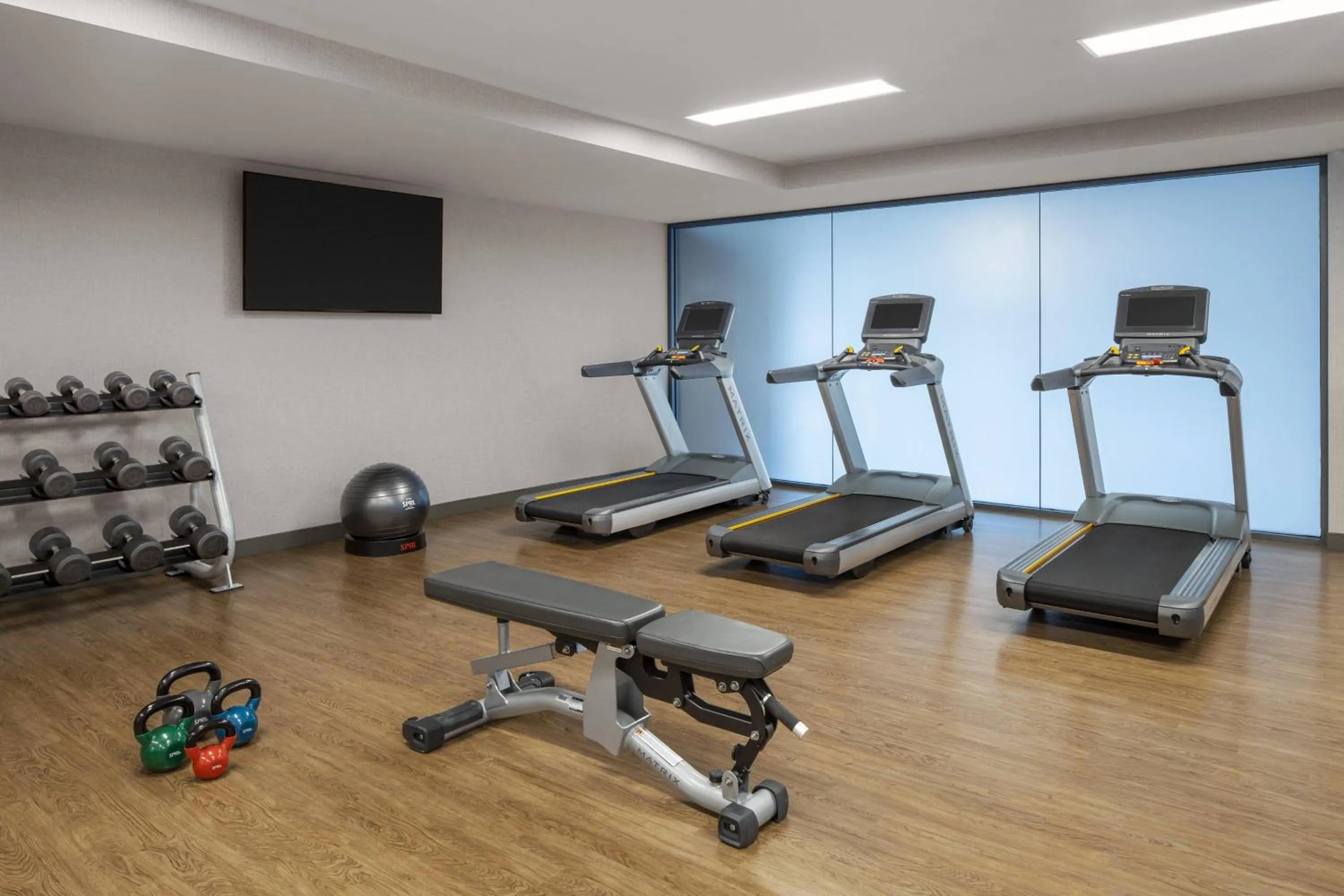 Fitness centre/facilities in AC Hotel by Marriott Louisville Downtown
