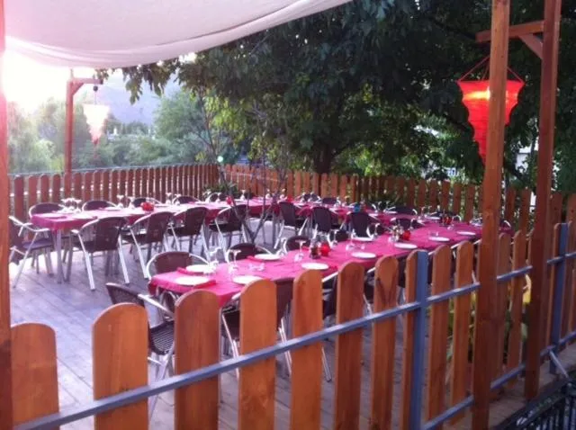 Restaurant/places to eat in Hotel La Duquesa