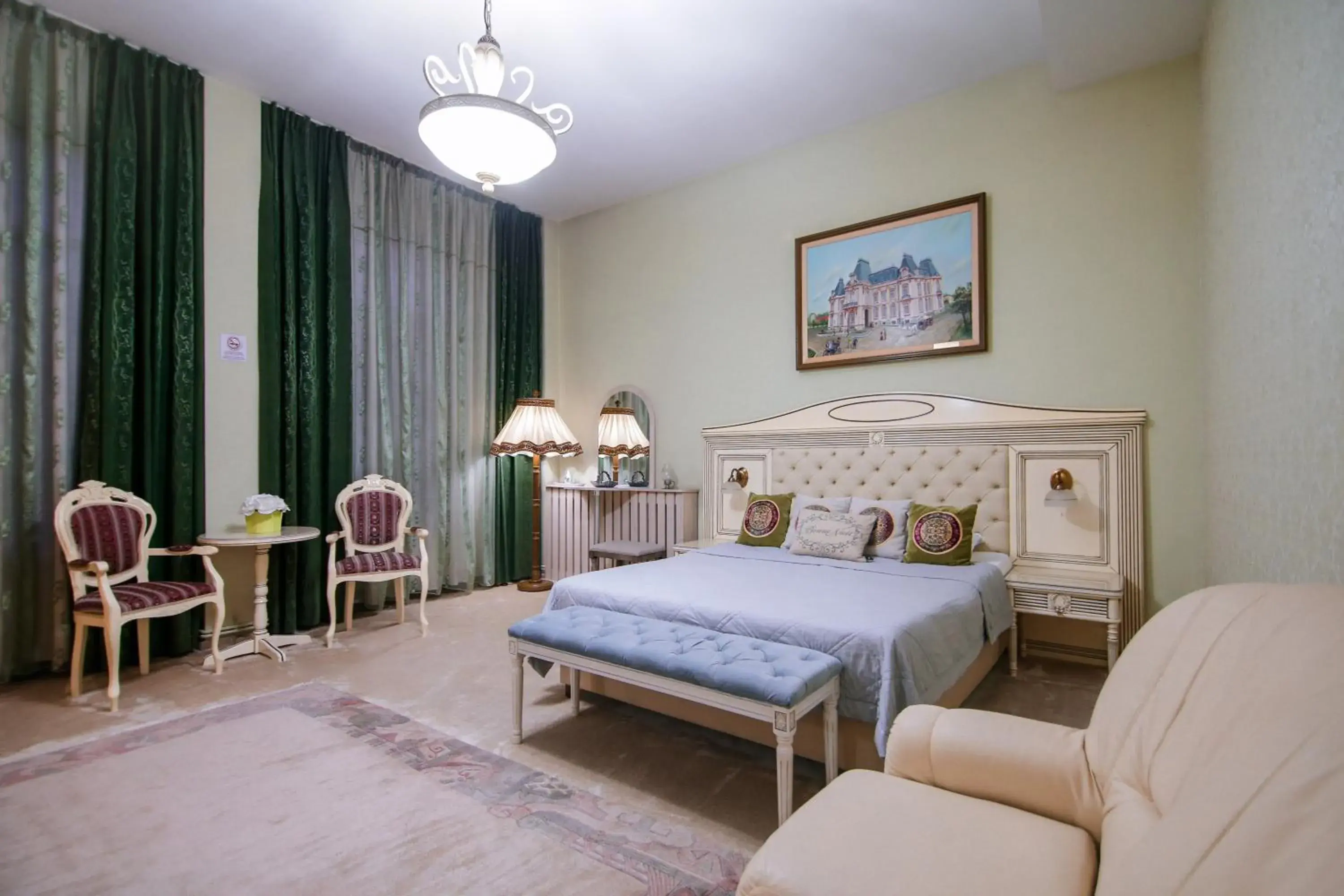 Suite - single occupancy in Hotel Royal Craiova Suite - single occupancy in Hotel Royal Craiova