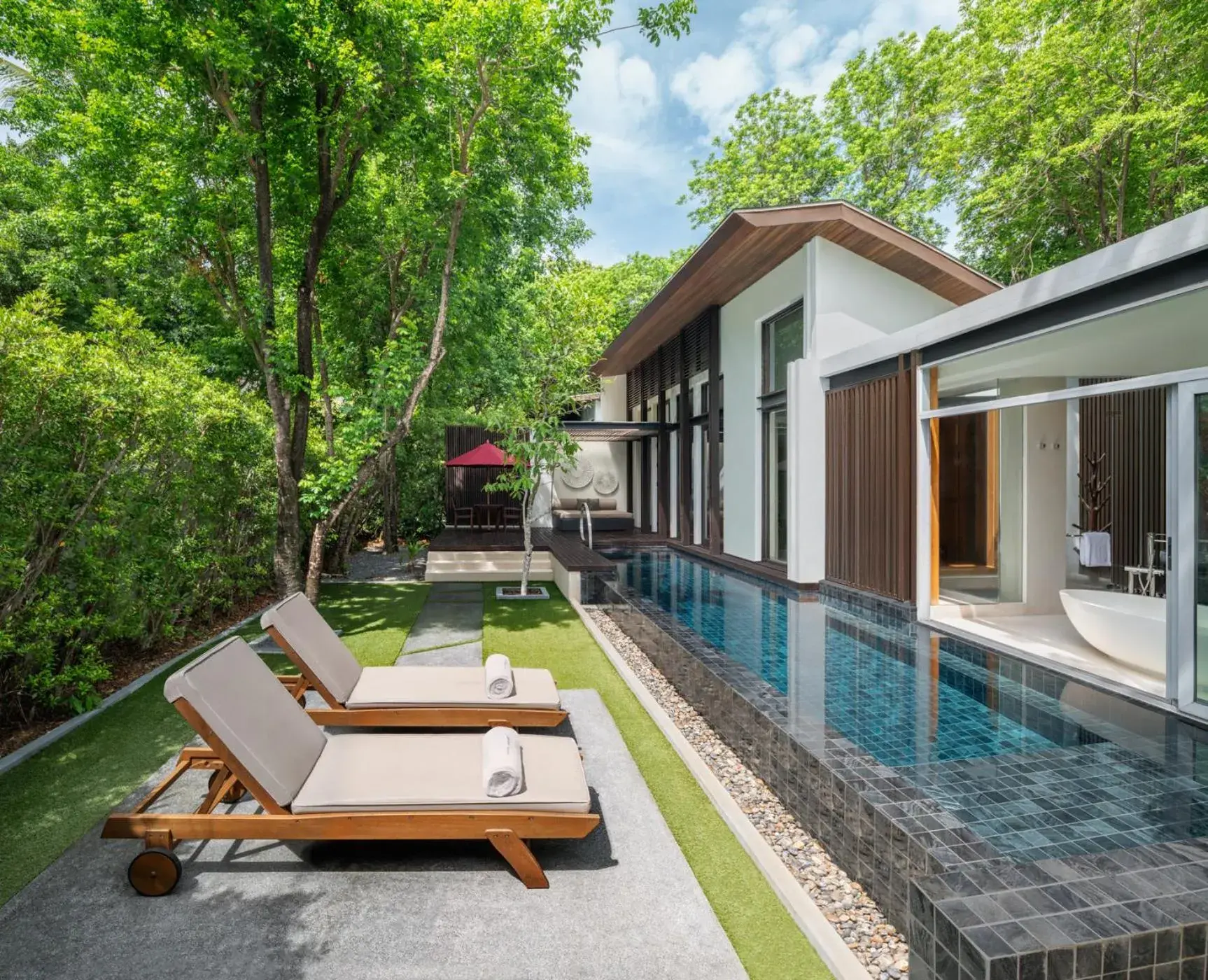 Superior King Villa with Garden View and Private Pool - Beach Side in W Koh Samui Superior King Villa with Garden View and Private Pool - Beach Side in W Koh Samui