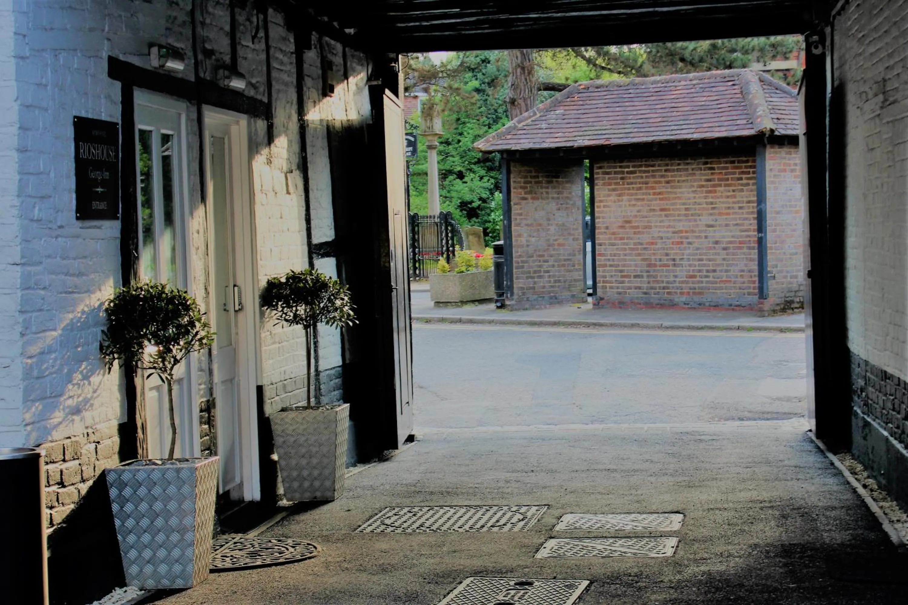 RIOSHOUSE George-Inn