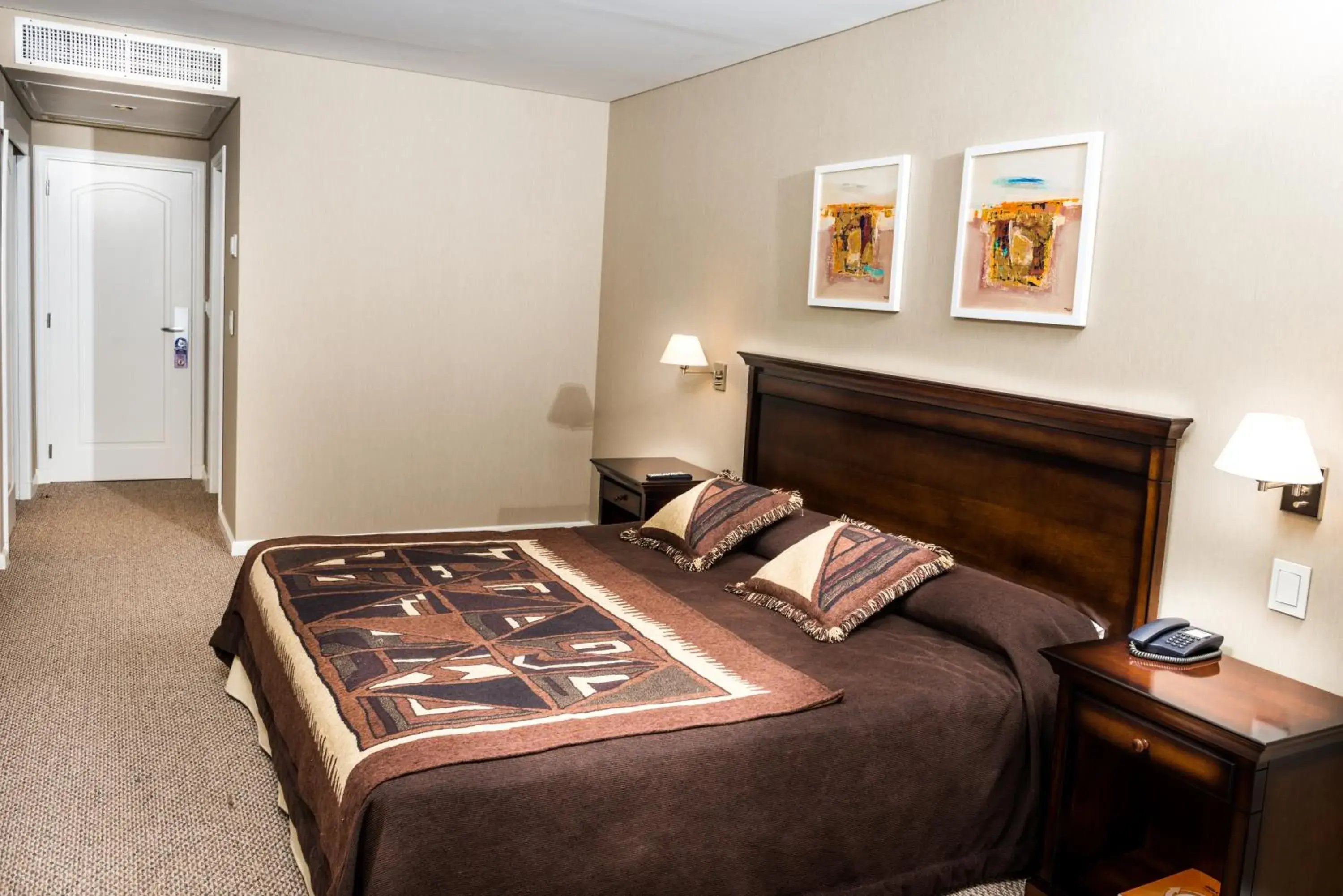 Photo of the whole room, Bed in Howard Johnson Resort Spa & Convention Center Photo of the whole room, Bed in Howard Johnson Resort Spa & Convention Center