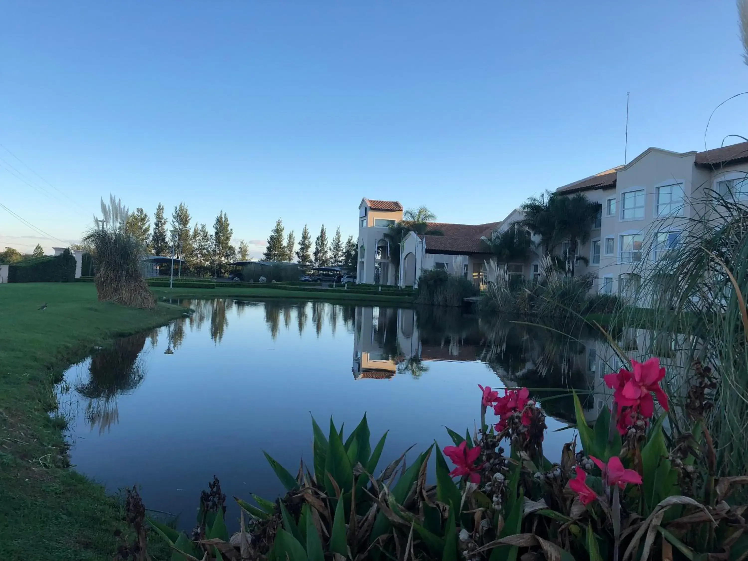 Facade/entrance in Howard Johnson Resort Spa & Convention Center Facade/entrance in Howard Johnson Resort Spa & Convention Center