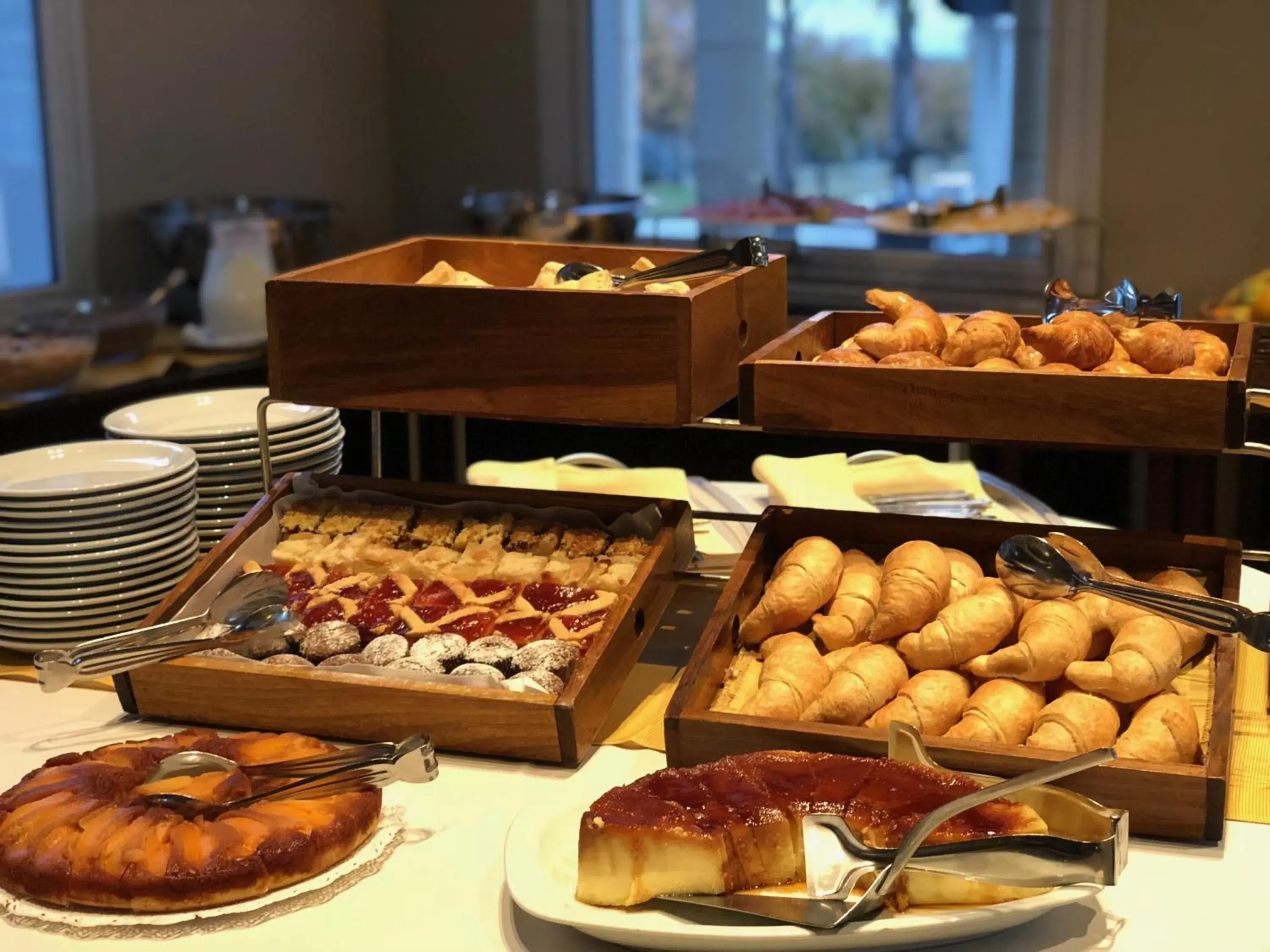 Breakfast in Howard Johnson Resort Spa & Convention Center Breakfast in Howard Johnson Resort Spa & Convention Center