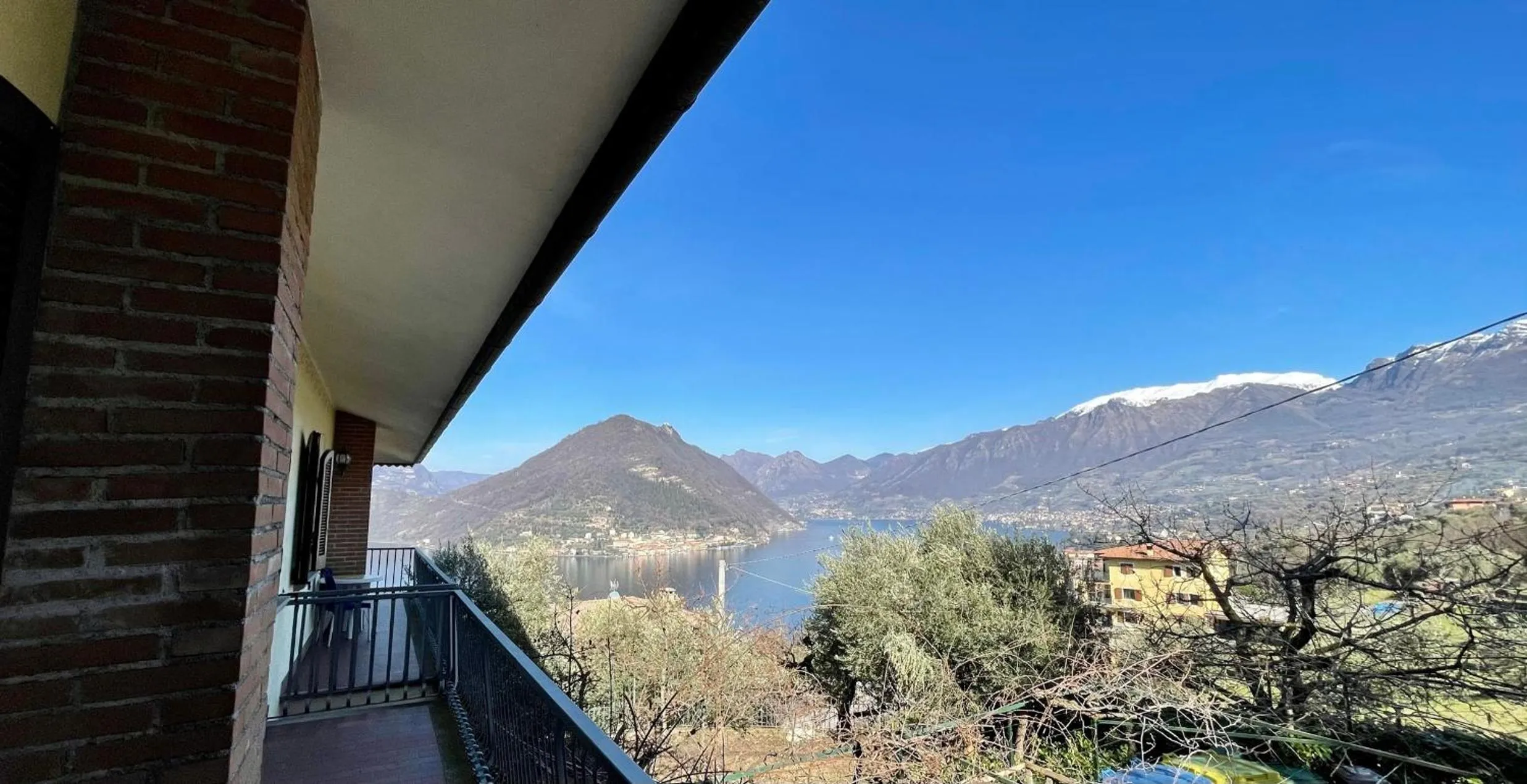 View (from property/room) in Pernice 77