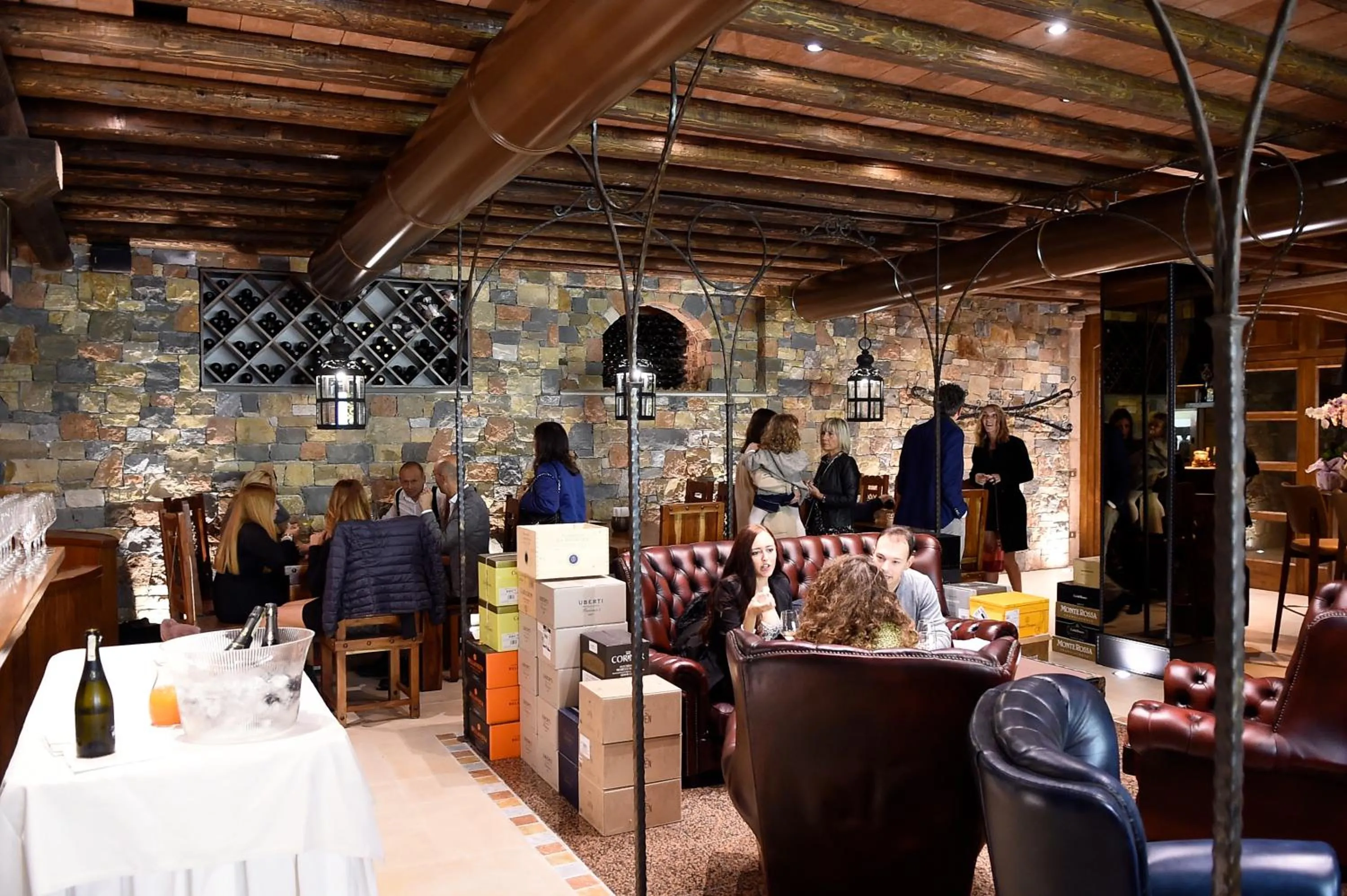 Restaurant/places to eat in Pernice 77