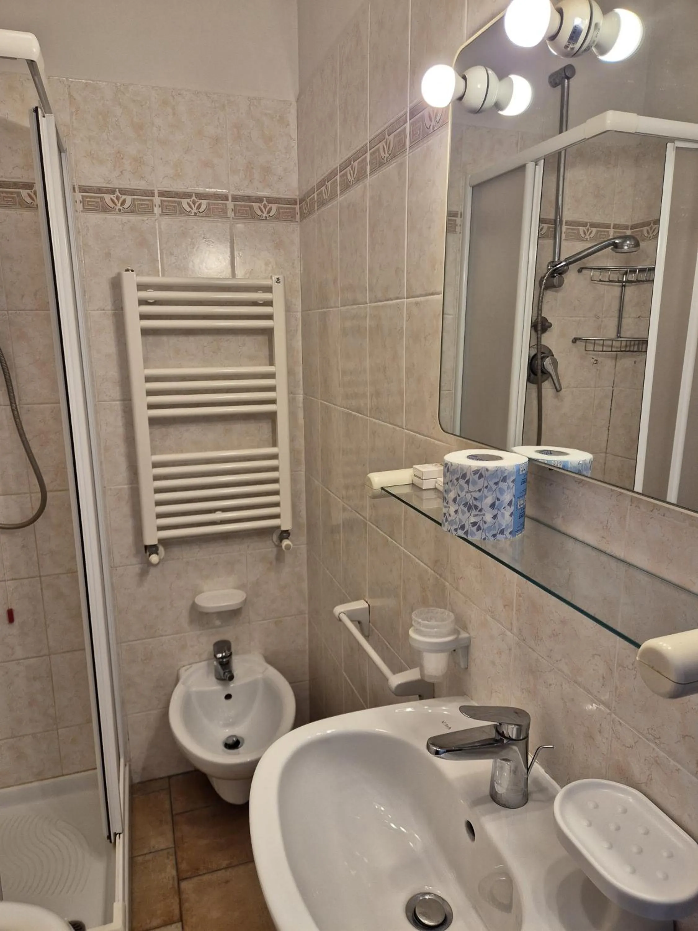 Bathroom in Hotel Bellavista