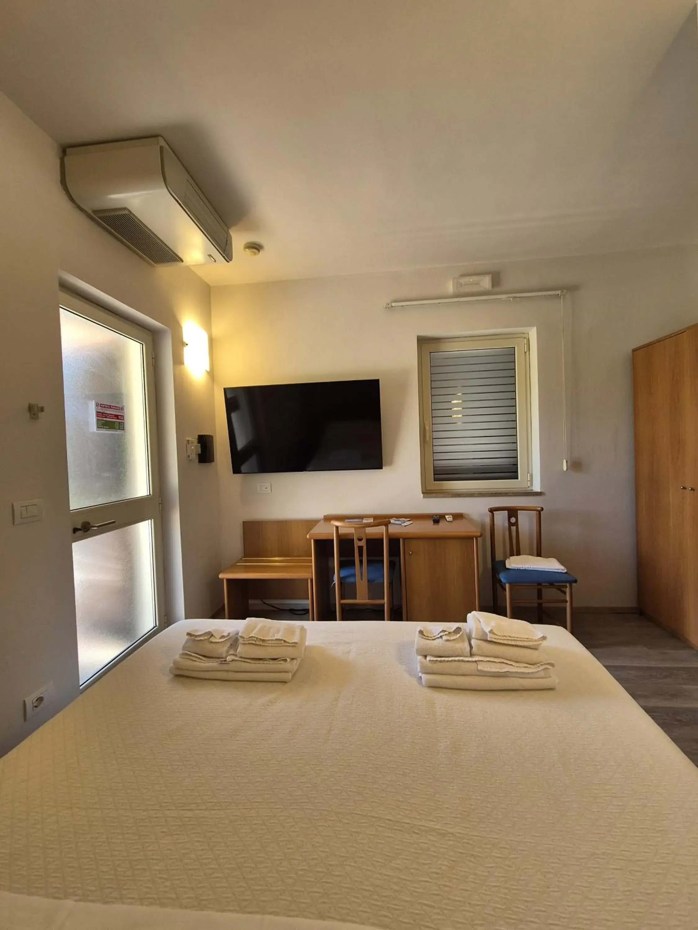 Photo of the whole room, Bed in Hotel Bellavista Photo of the whole room, Bed in Hotel Bellavista