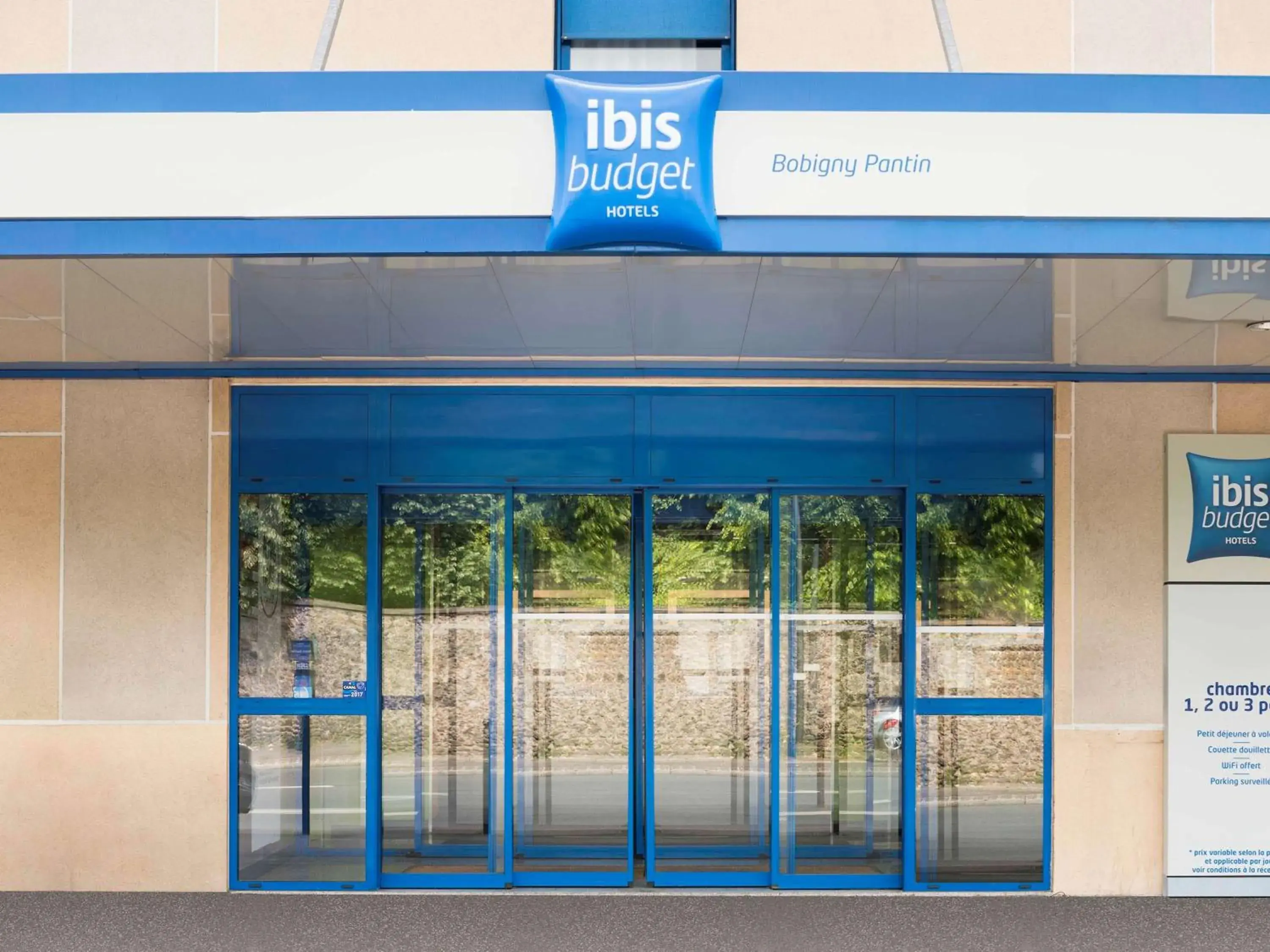 Property building in ibis Budget Bobigny Pantin