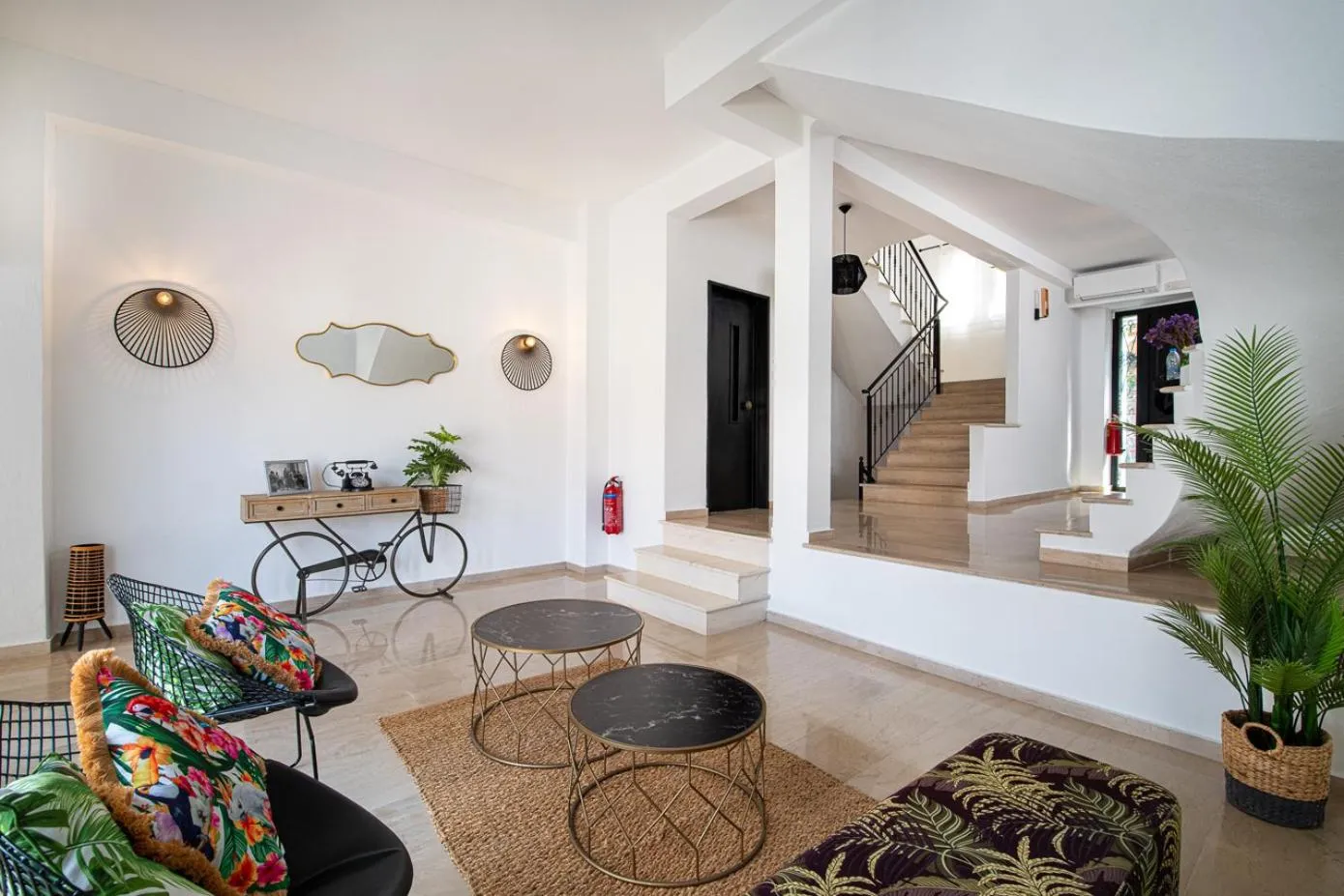 Property building in Hotel Port 7- Boutique Collection