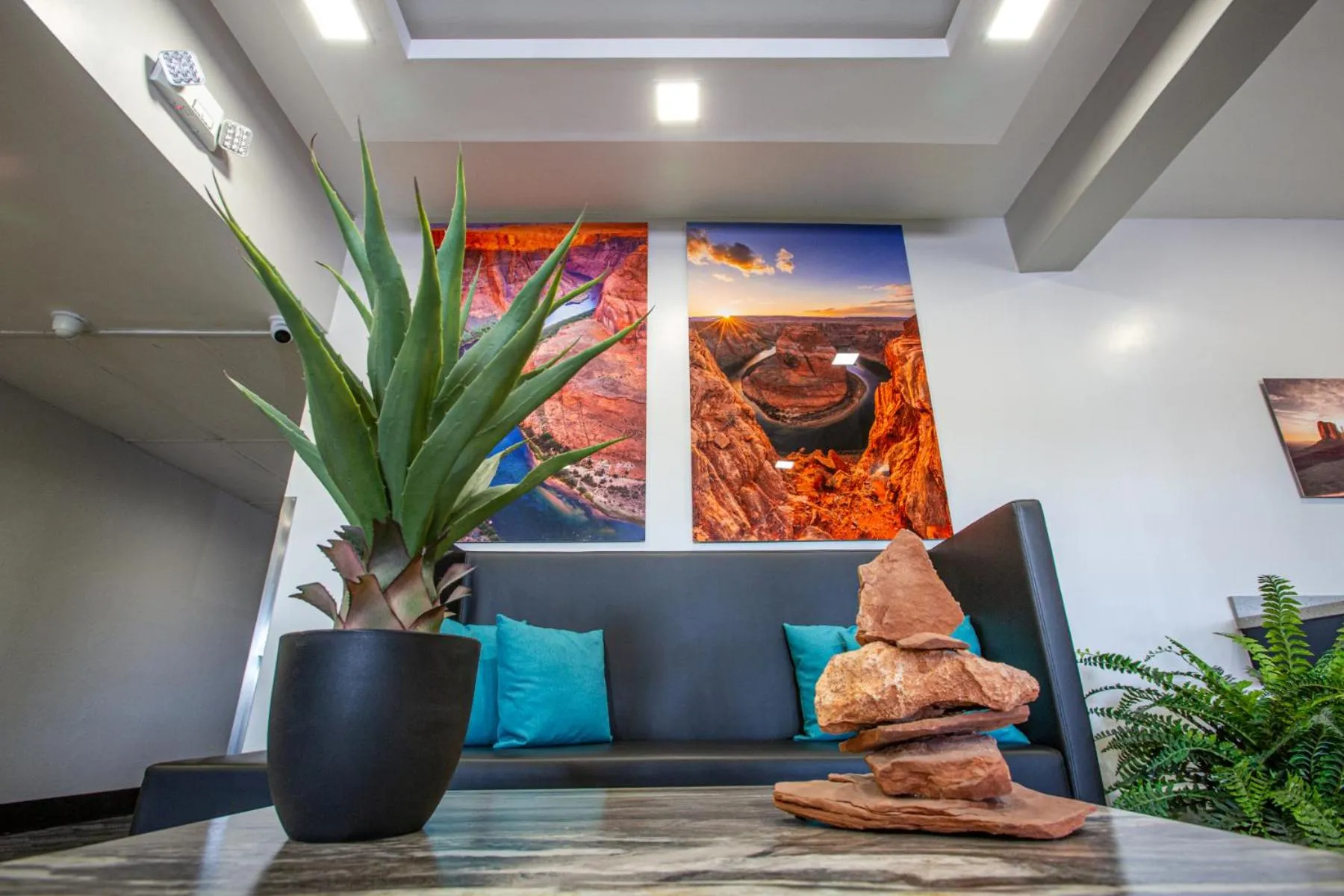 Seating area in Hotel Elev8 Flagstaff, Trademark Collection by Wyndham