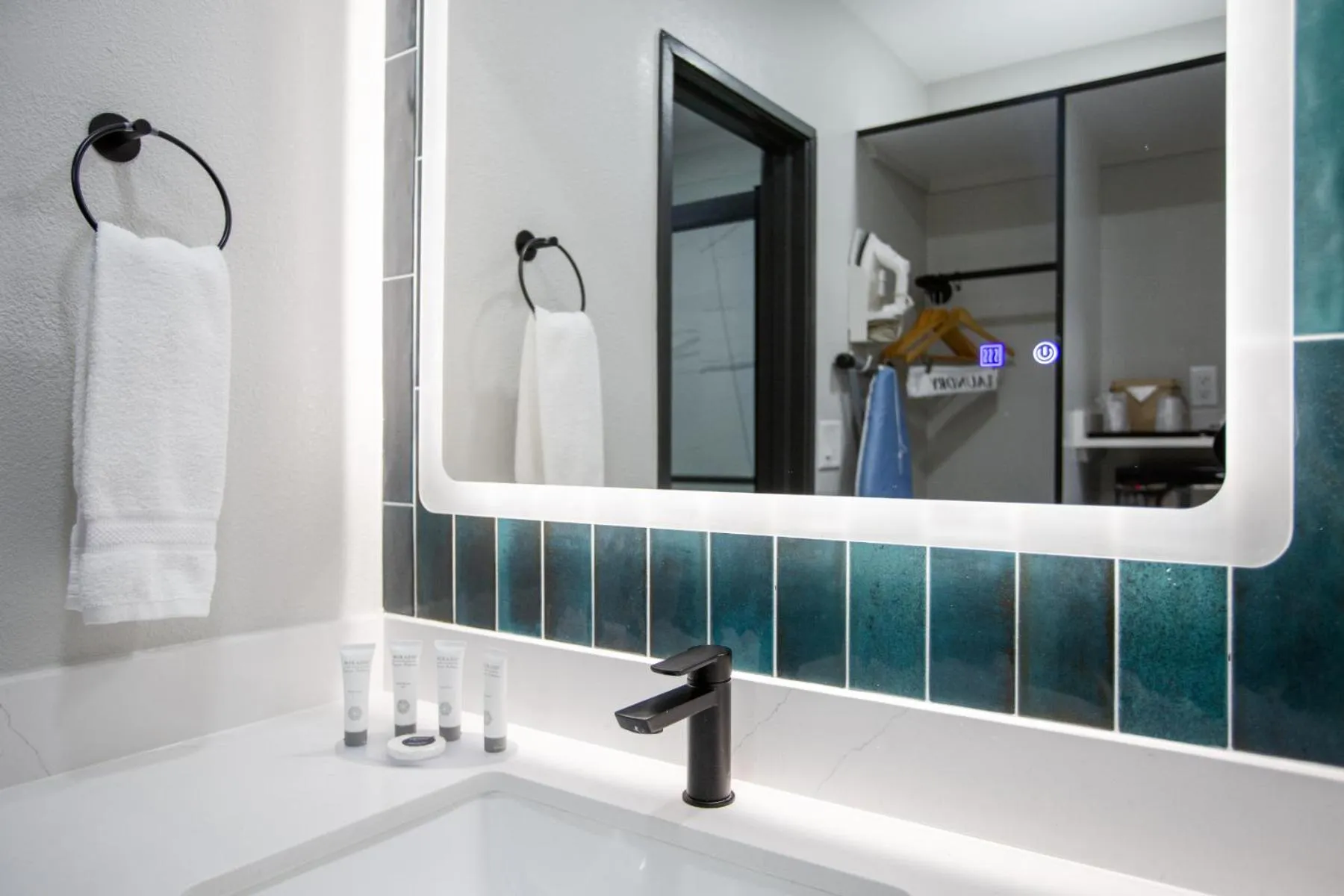 Bathroom in Hotel Elev8 Flagstaff, Trademark Collection by Wyndham