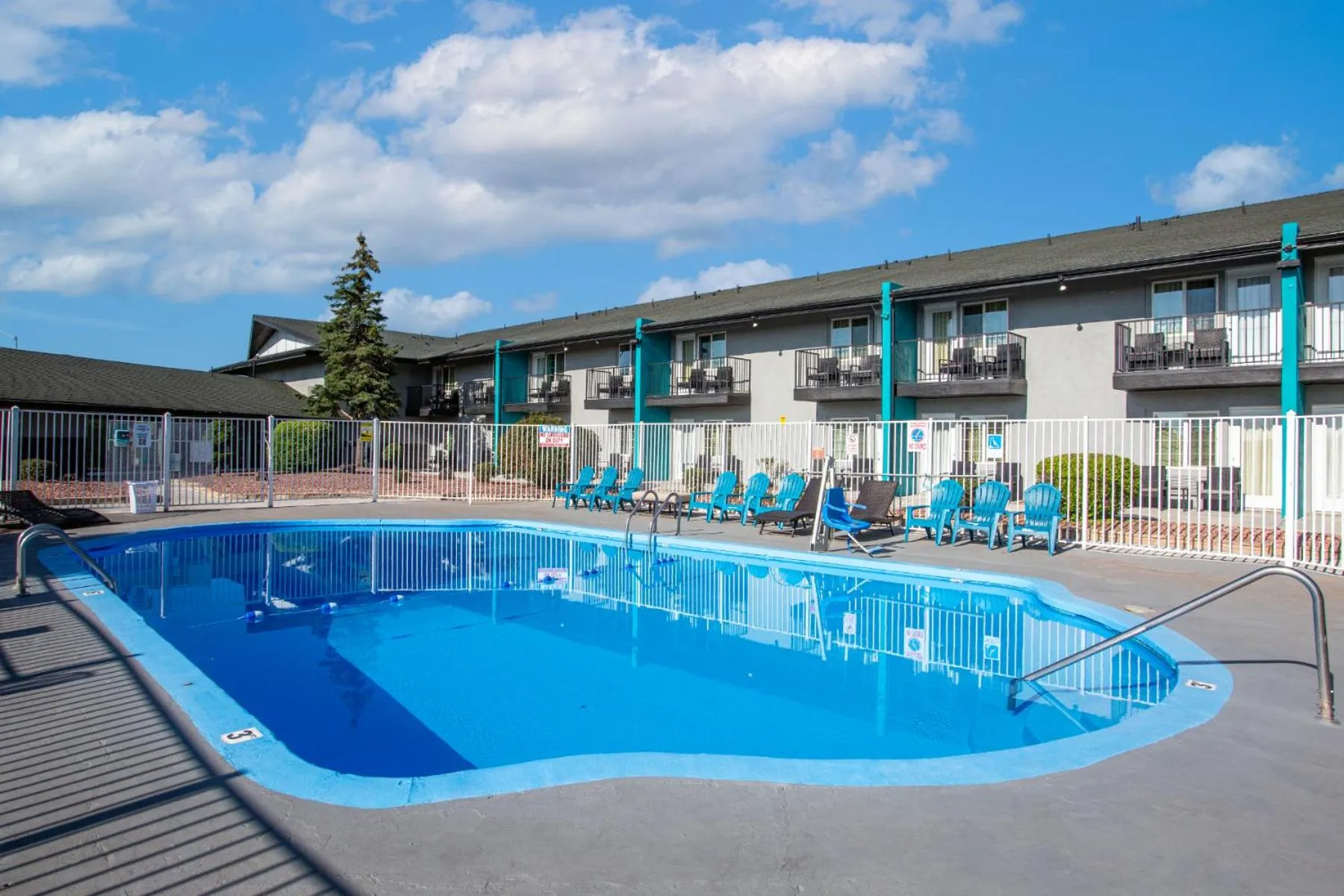 Day in Hotel Elev8 Flagstaff, Trademark Collection by Wyndham