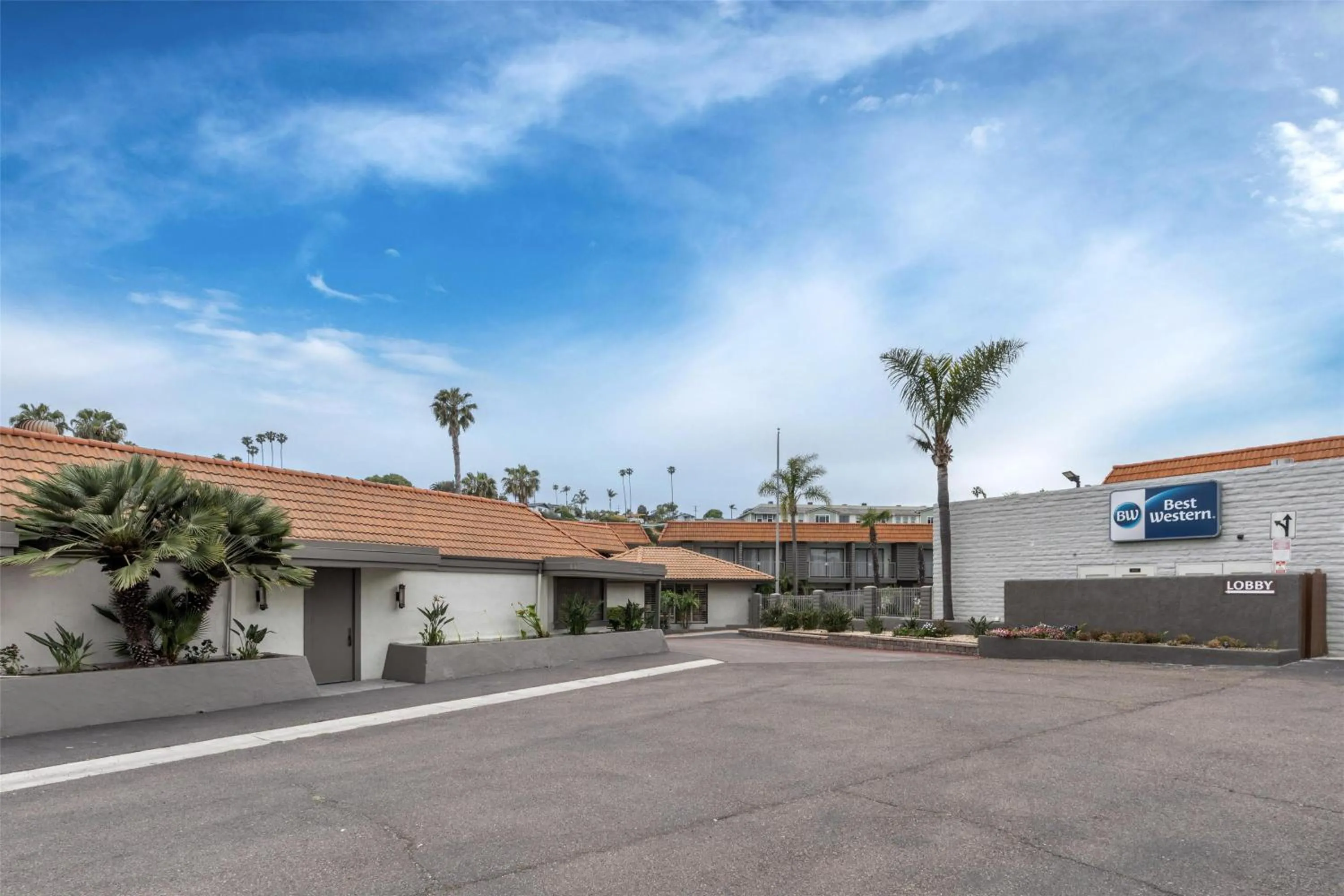 Property building in Best Western Oceanside Inn