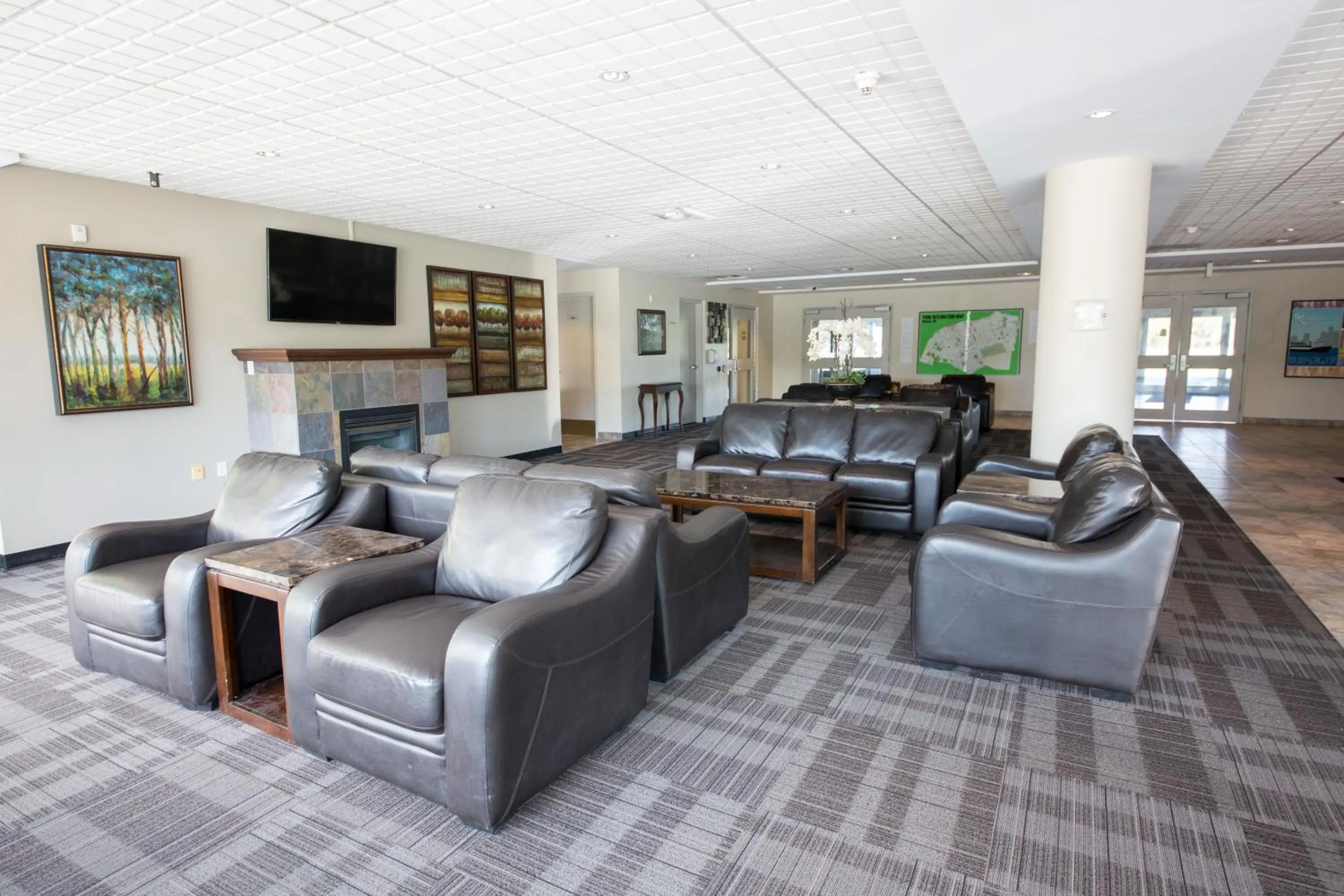 Seating area in Residence & Conference Centre - Windsor