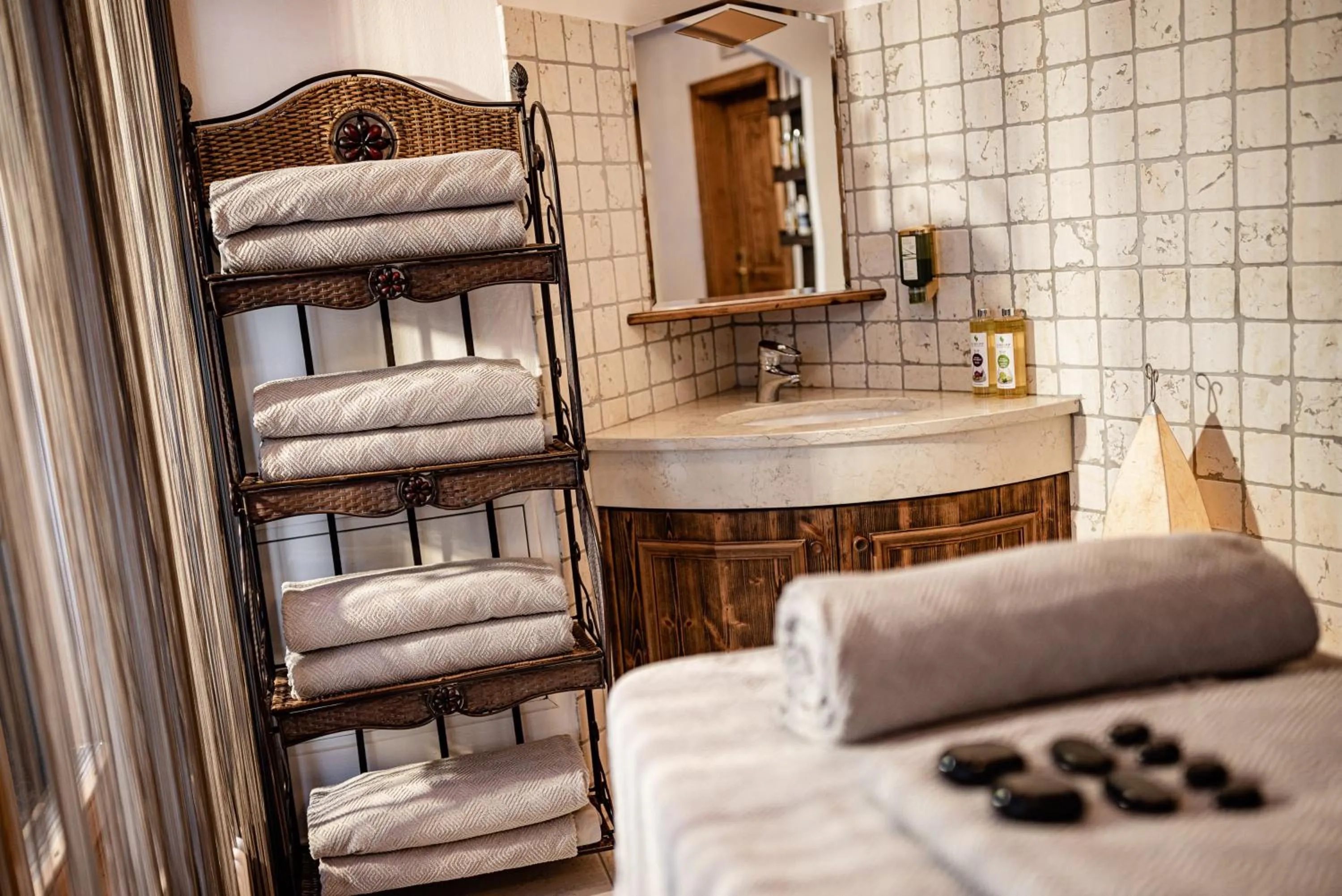 Massage, Bed in Romantik & Family Hotel Gardenia***S