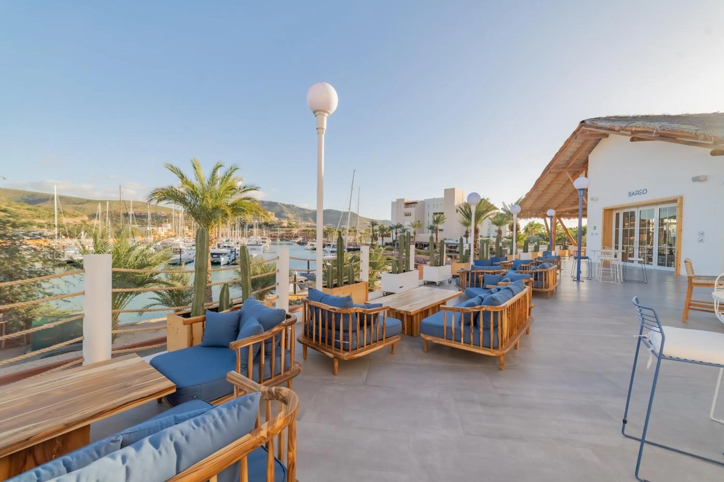 Restaurant/places to eat in Costa Baja Resort & Spa